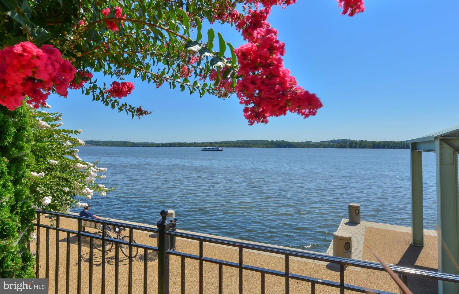 OLD TOWN - Residential