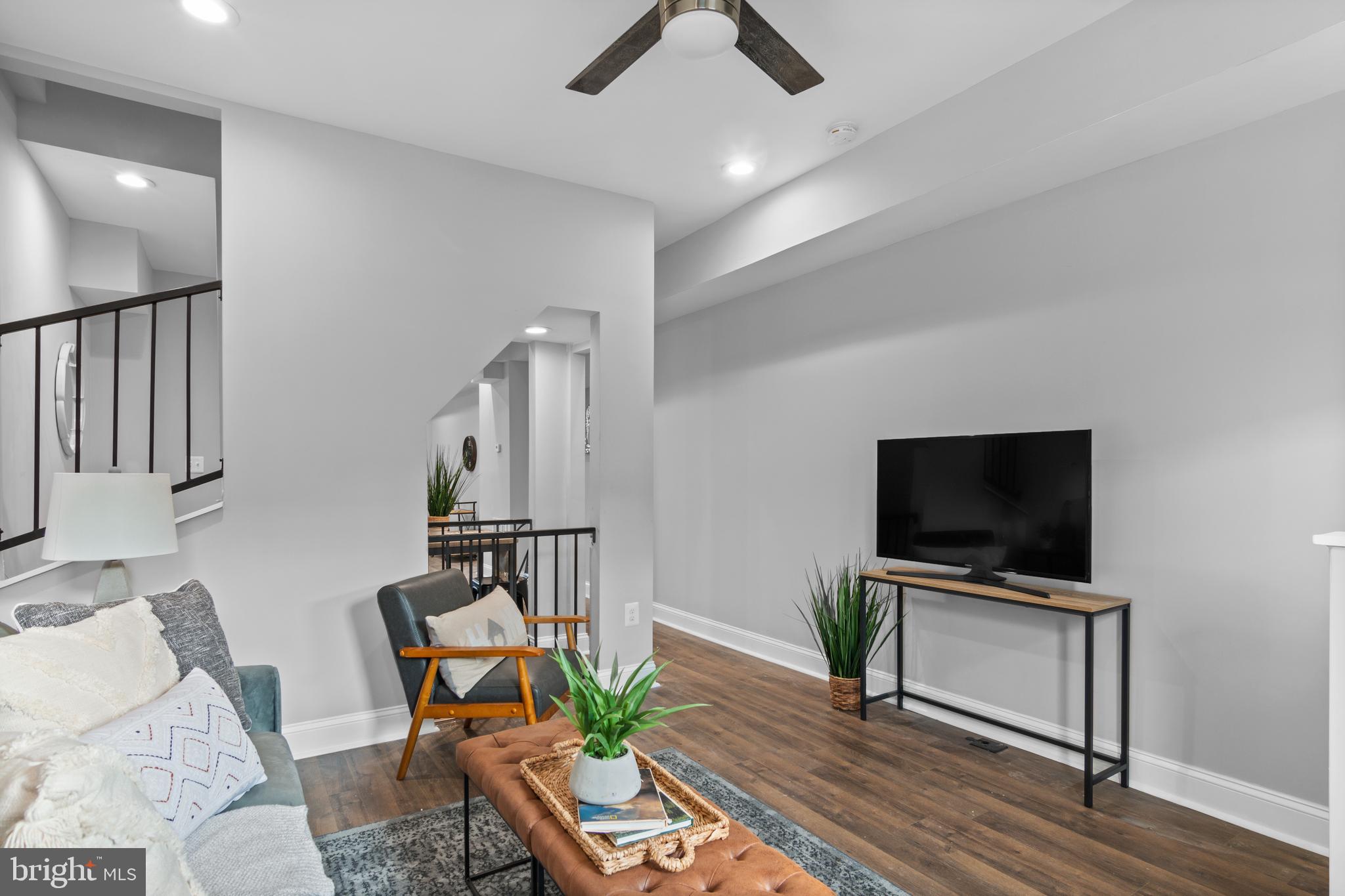 WASHINGTON VILLAGE - Residential