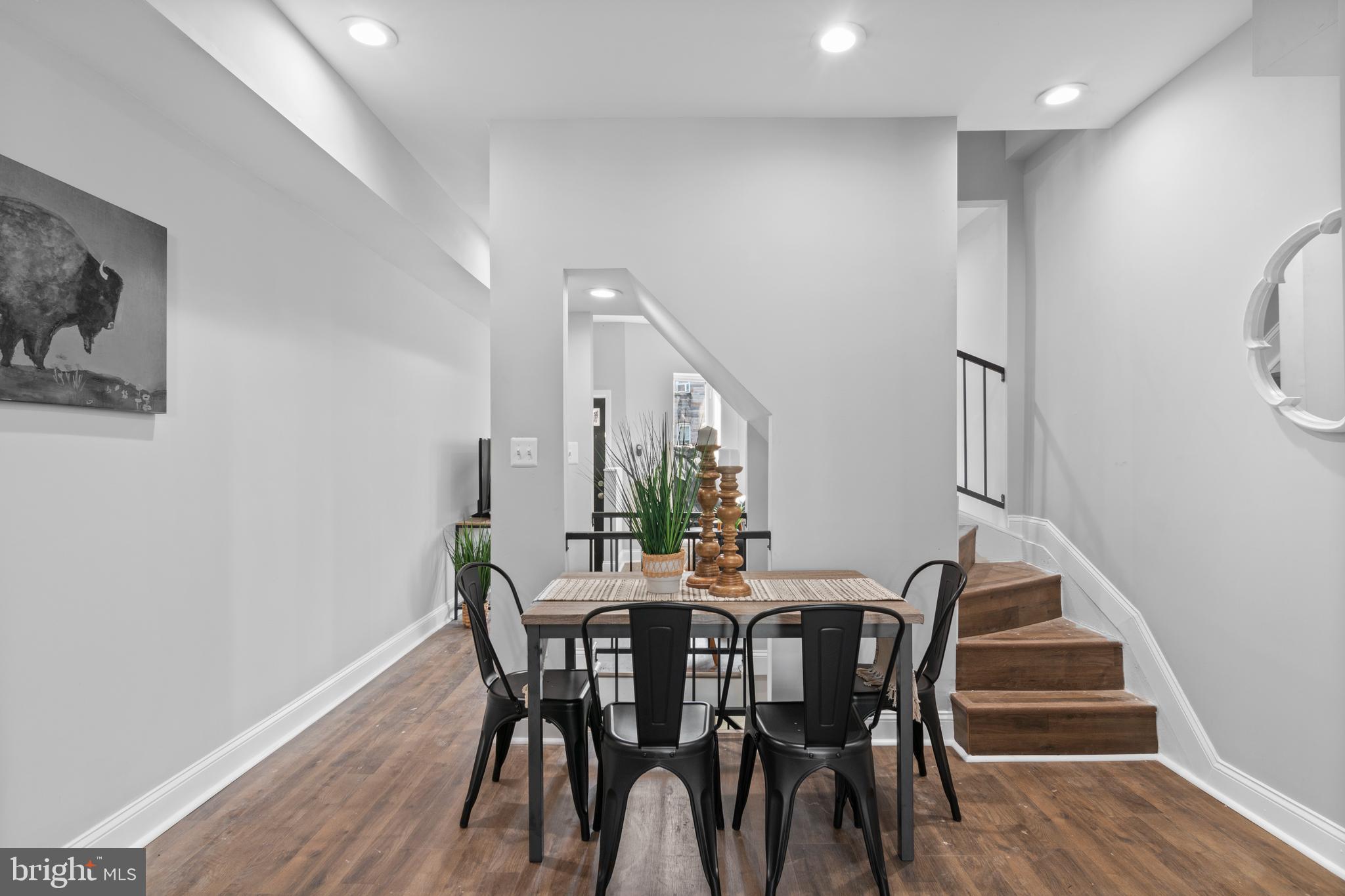 WASHINGTON VILLAGE - Residential