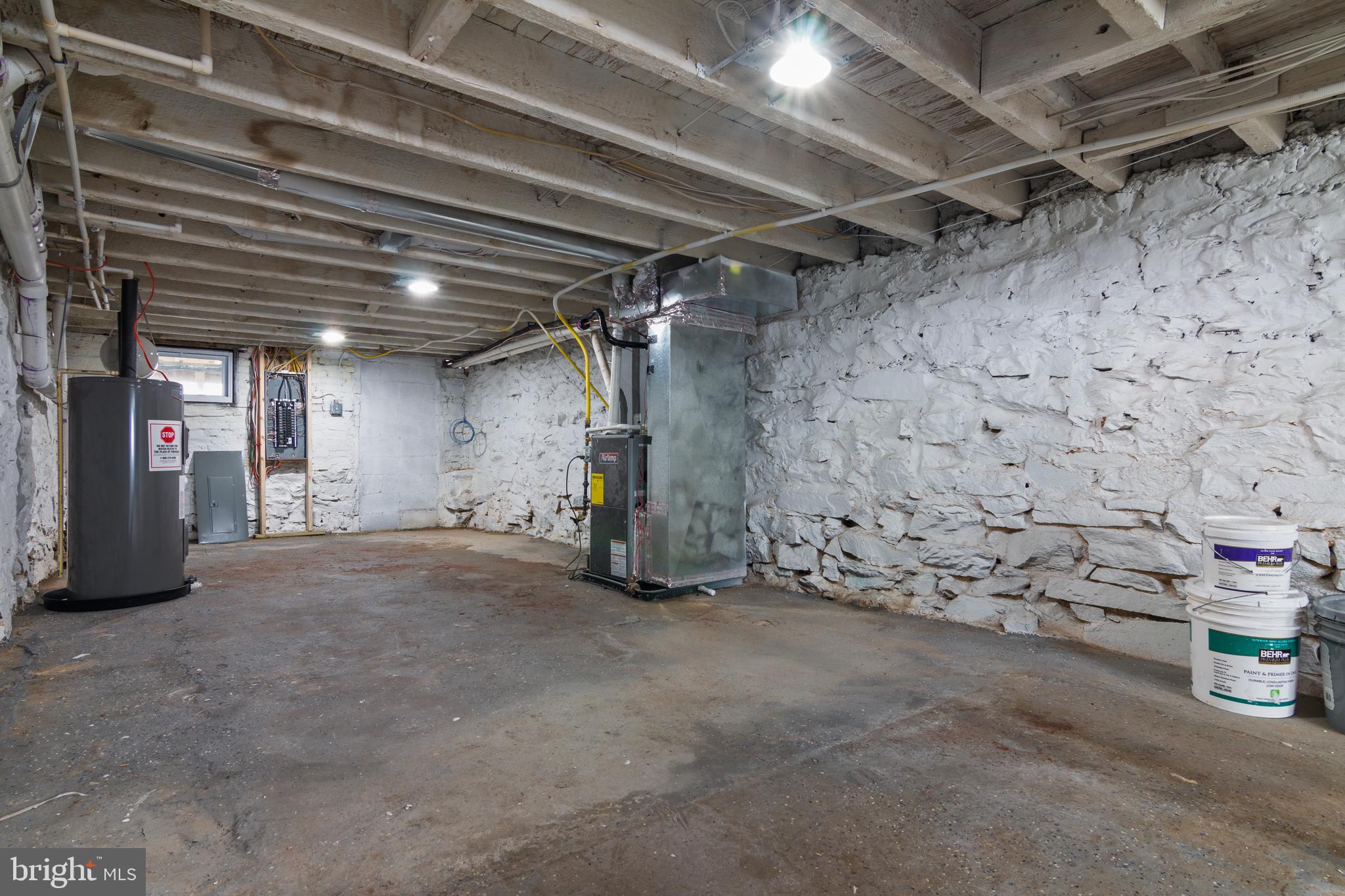 WASHINGTON VILLAGE - Residential