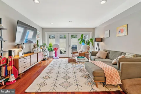 2044 Kater Street, Philadelphia, PA MLS: PAPH2476766