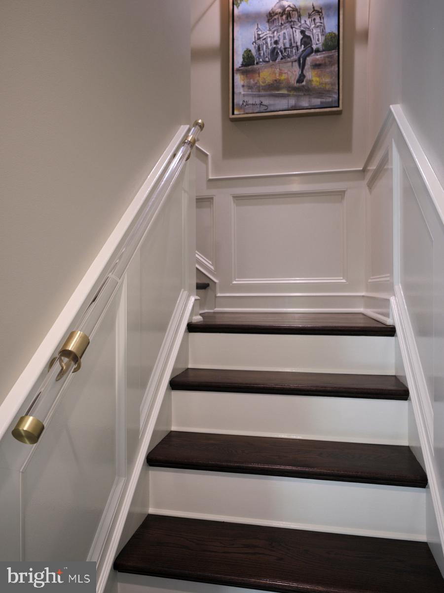 CANAL STREET - Residential