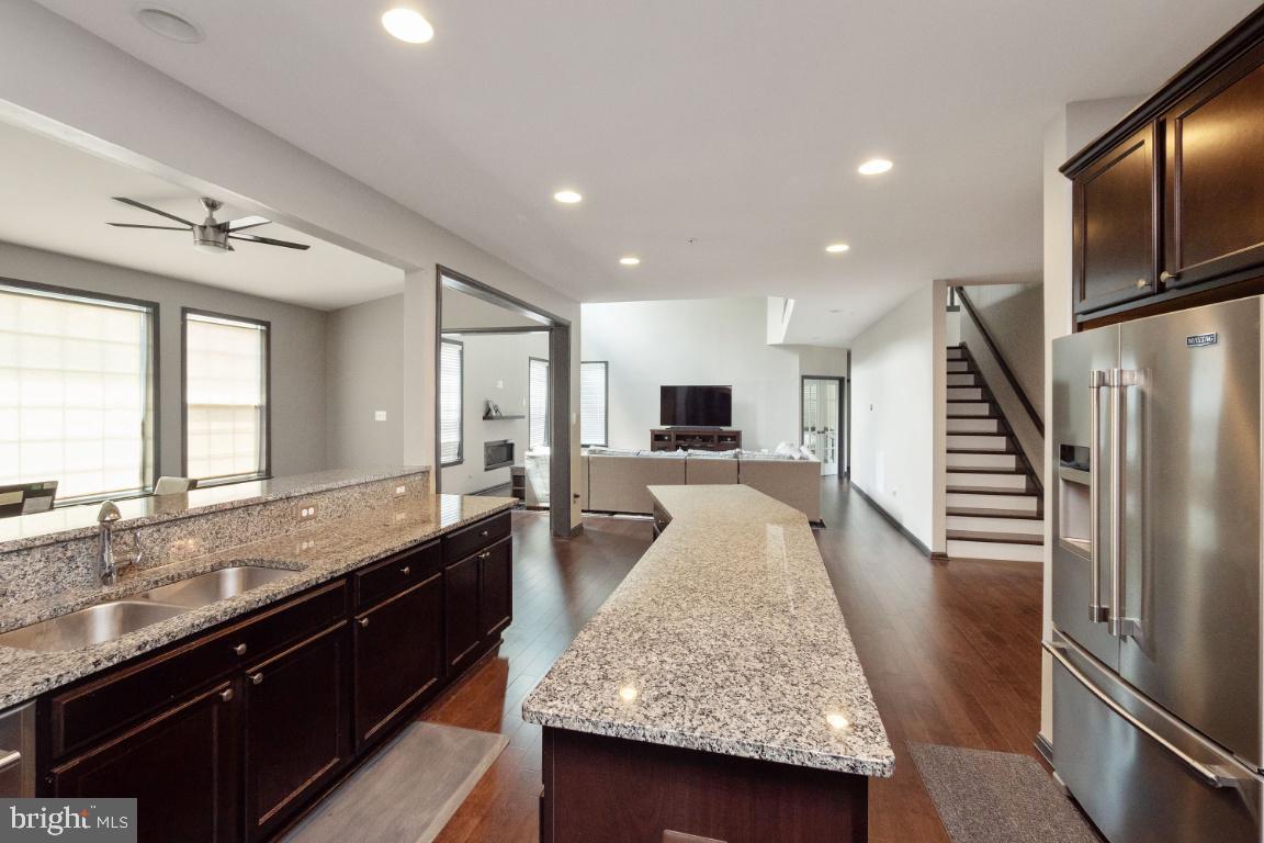 WALLACE LANDING - Residential Lease