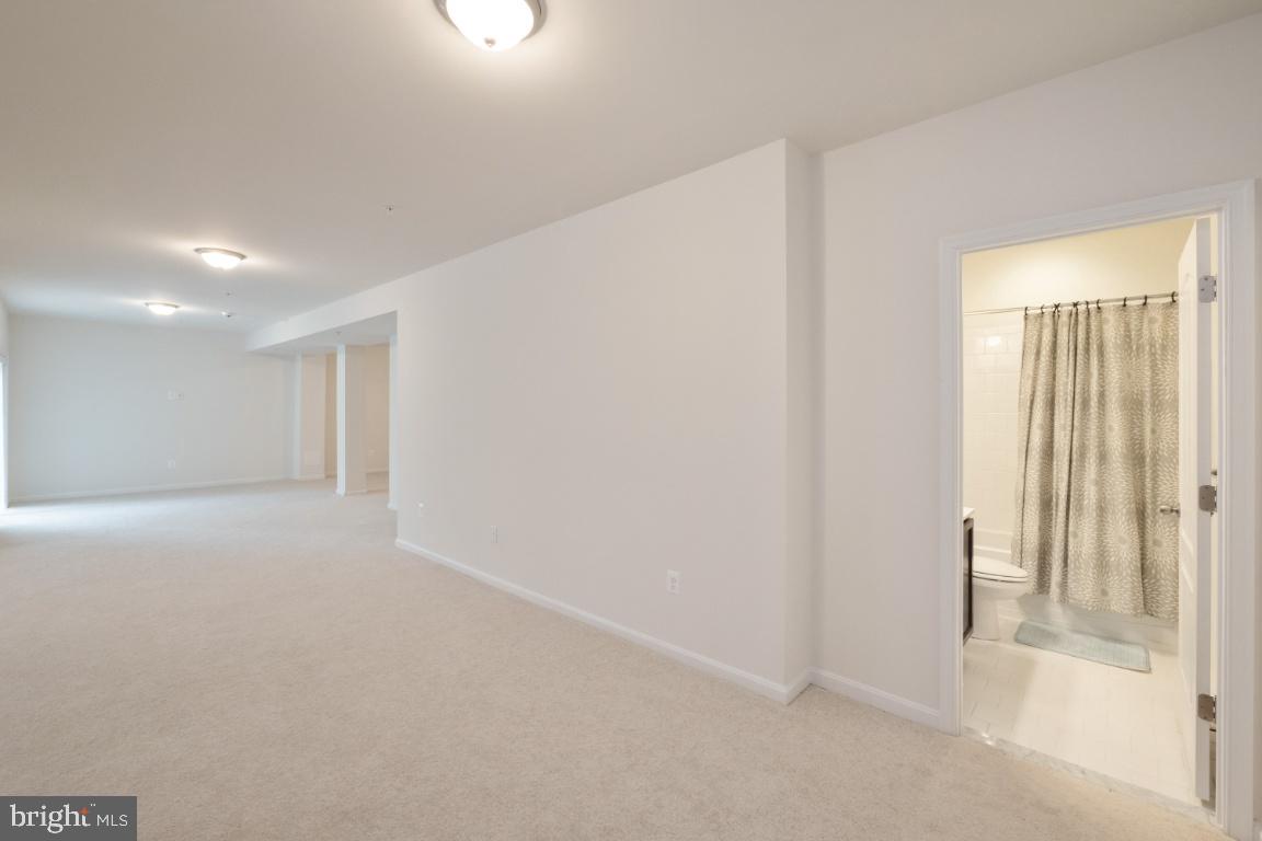 WALLACE LANDING - Residential Lease