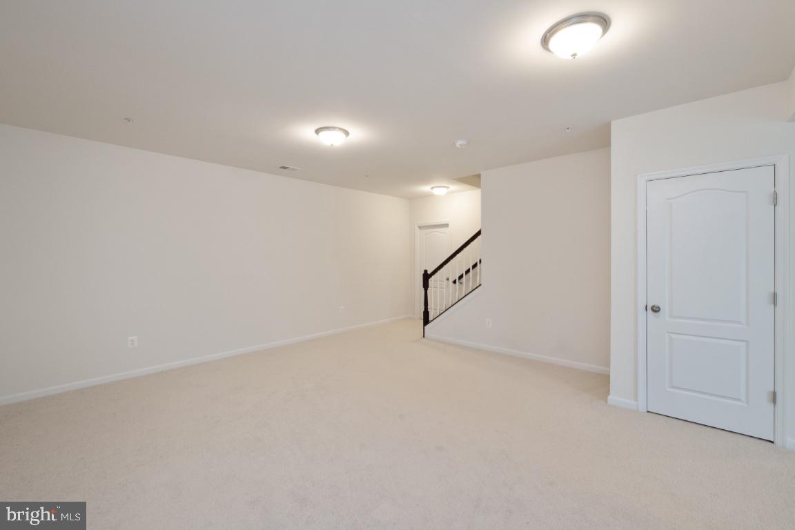 WALLACE LANDING - Residential Lease