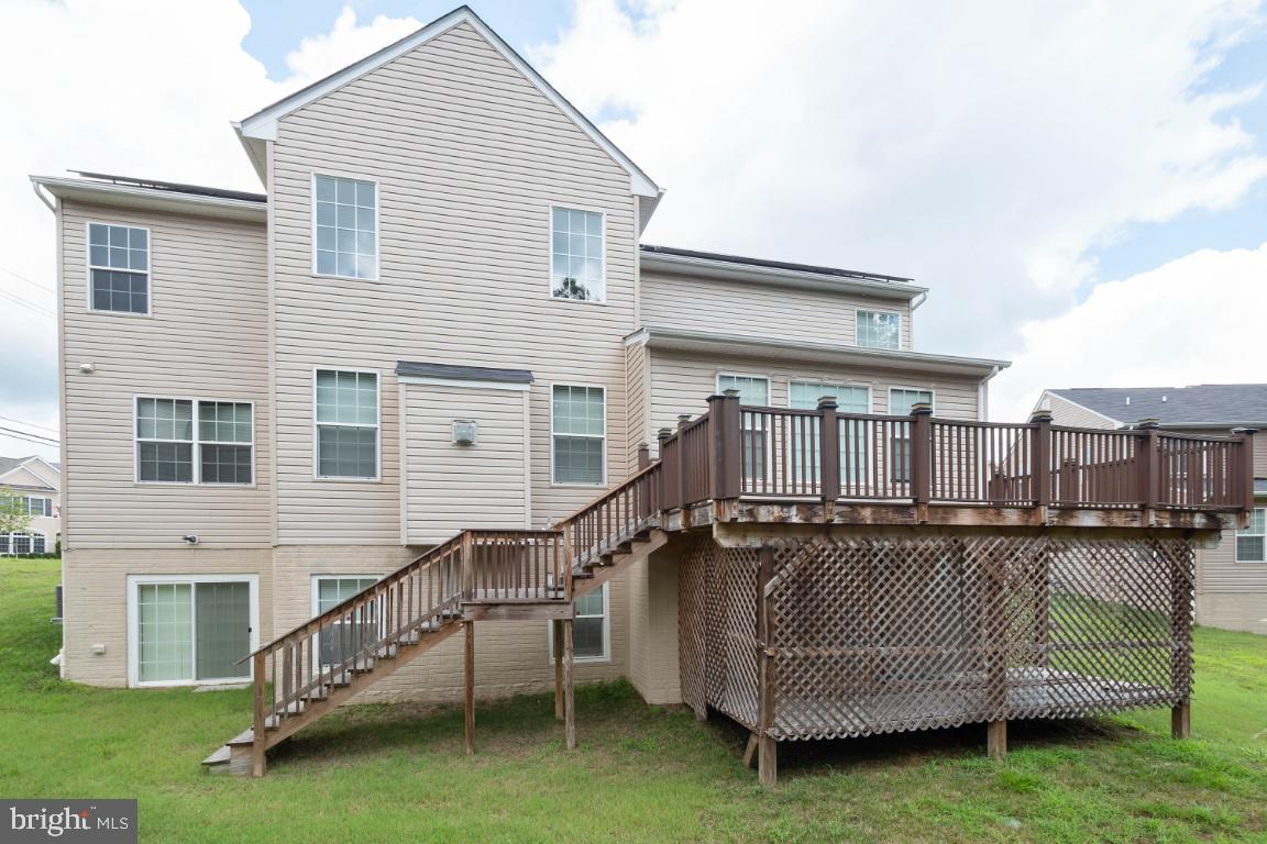 WALLACE LANDING - Residential Lease