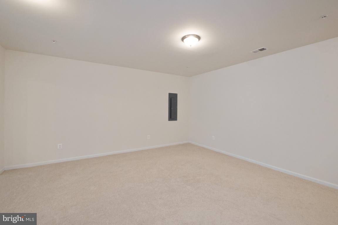 WALLACE LANDING - Residential Lease