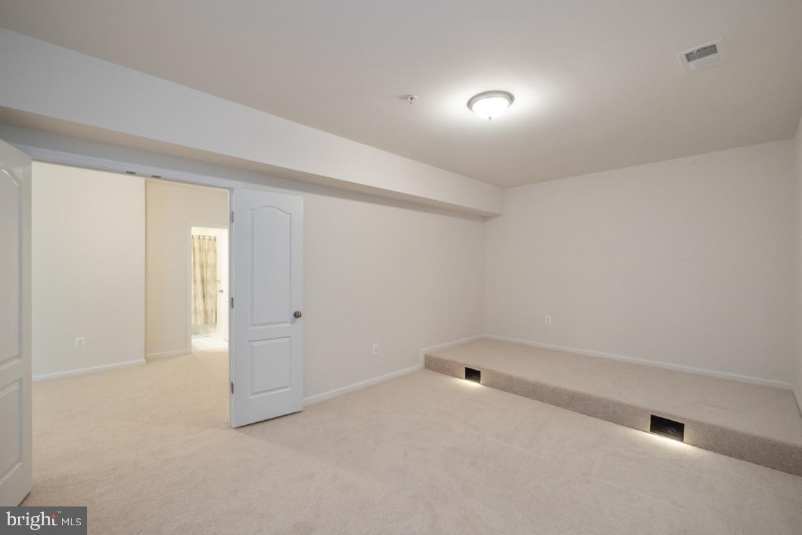 WALLACE LANDING - Residential Lease