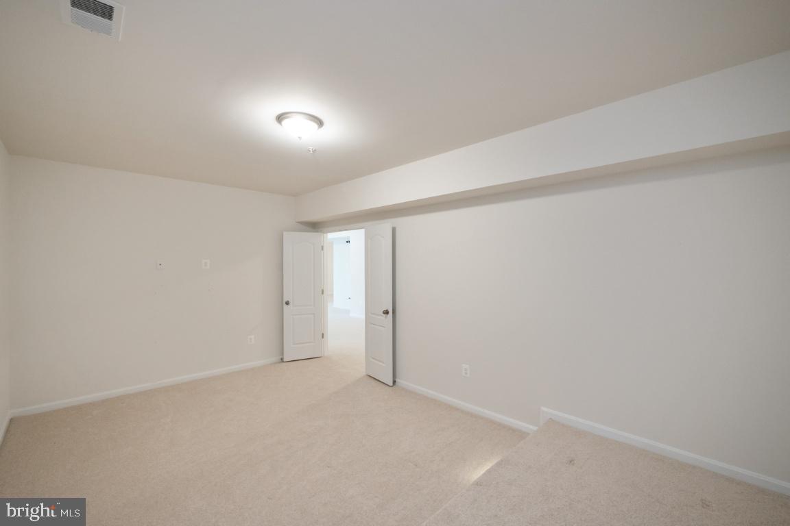 WALLACE LANDING - Residential Lease