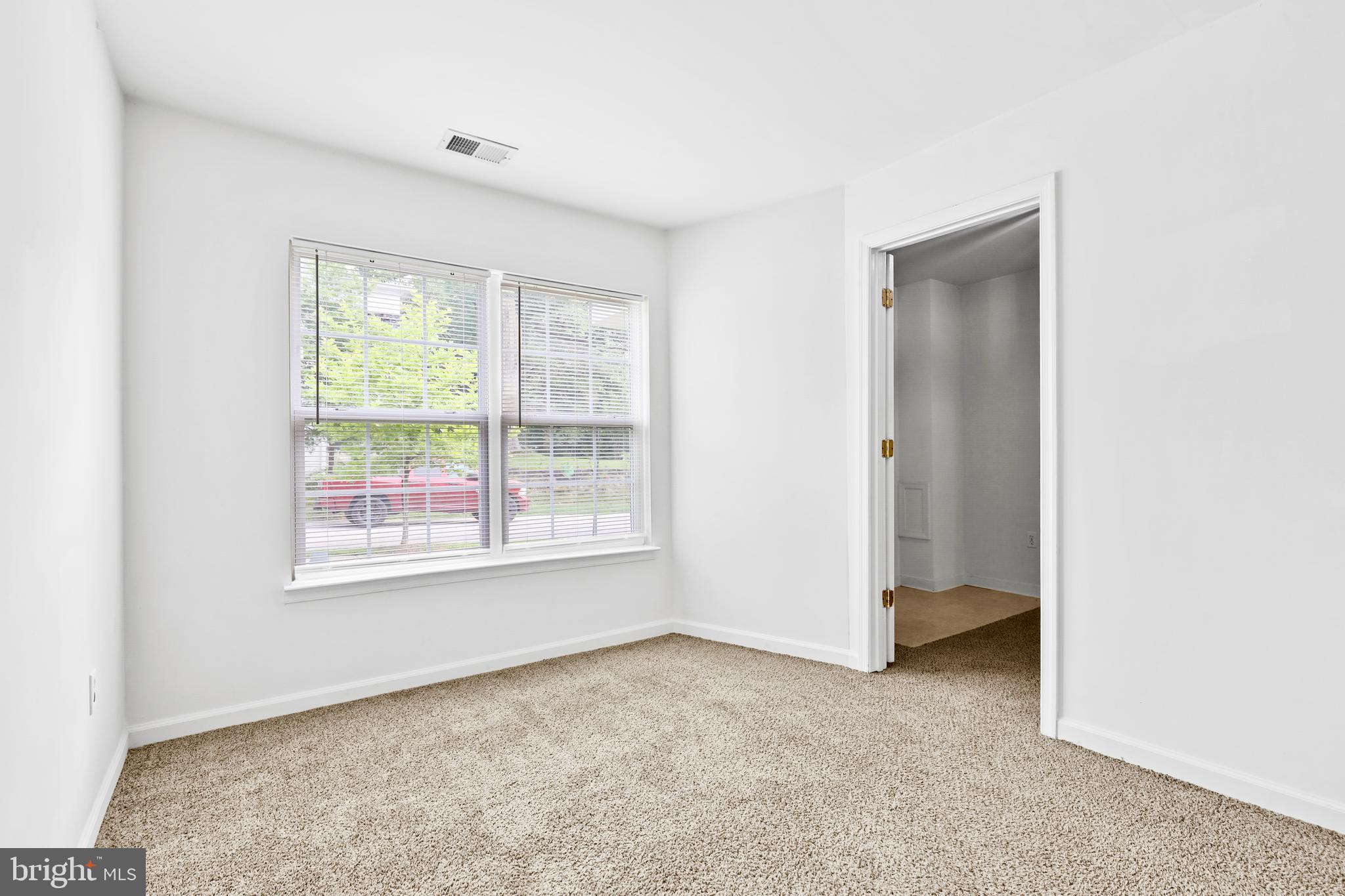 BELVEDERE SQUARE - Commercial Sale
