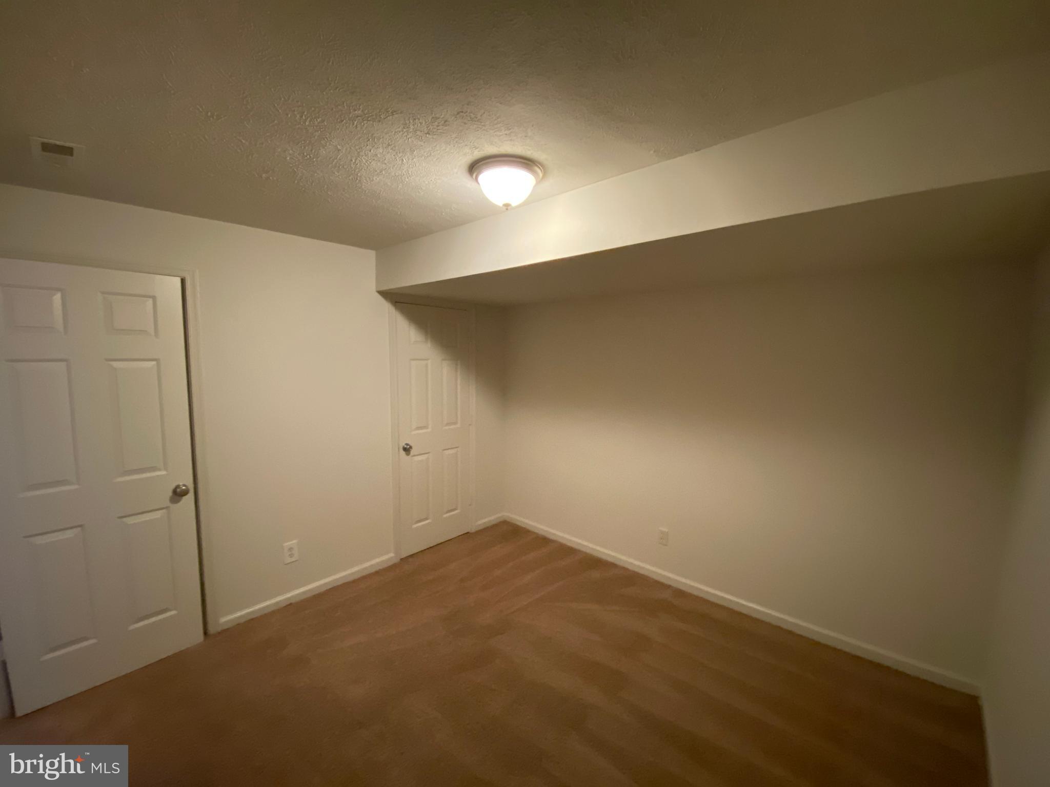 LAFAYETTE VILLAGE - Residential Lease