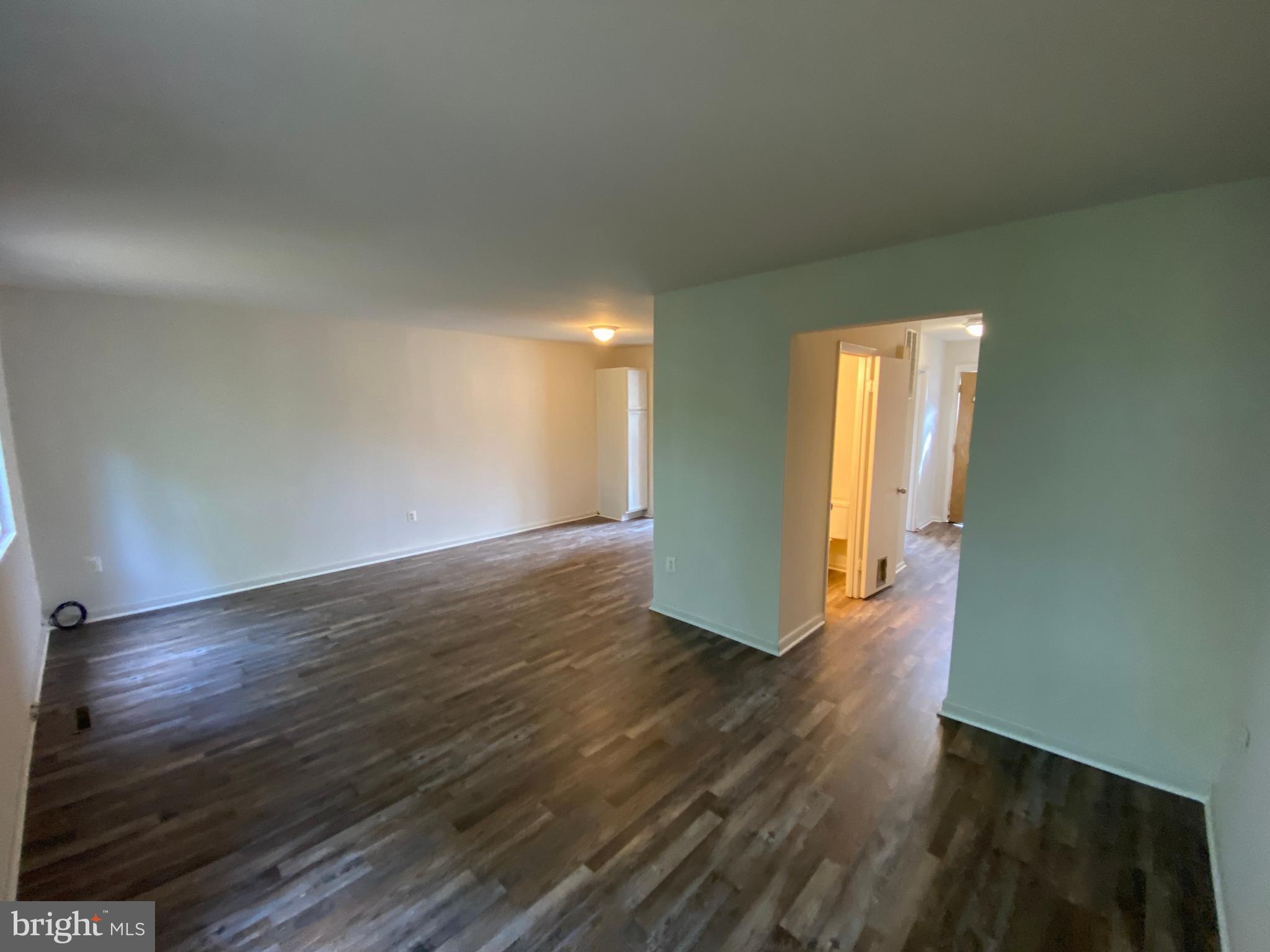 LAFAYETTE VILLAGE - Residential Lease