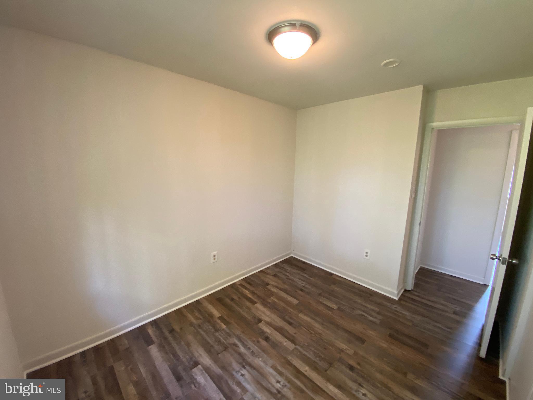 LAFAYETTE VILLAGE - Residential Lease