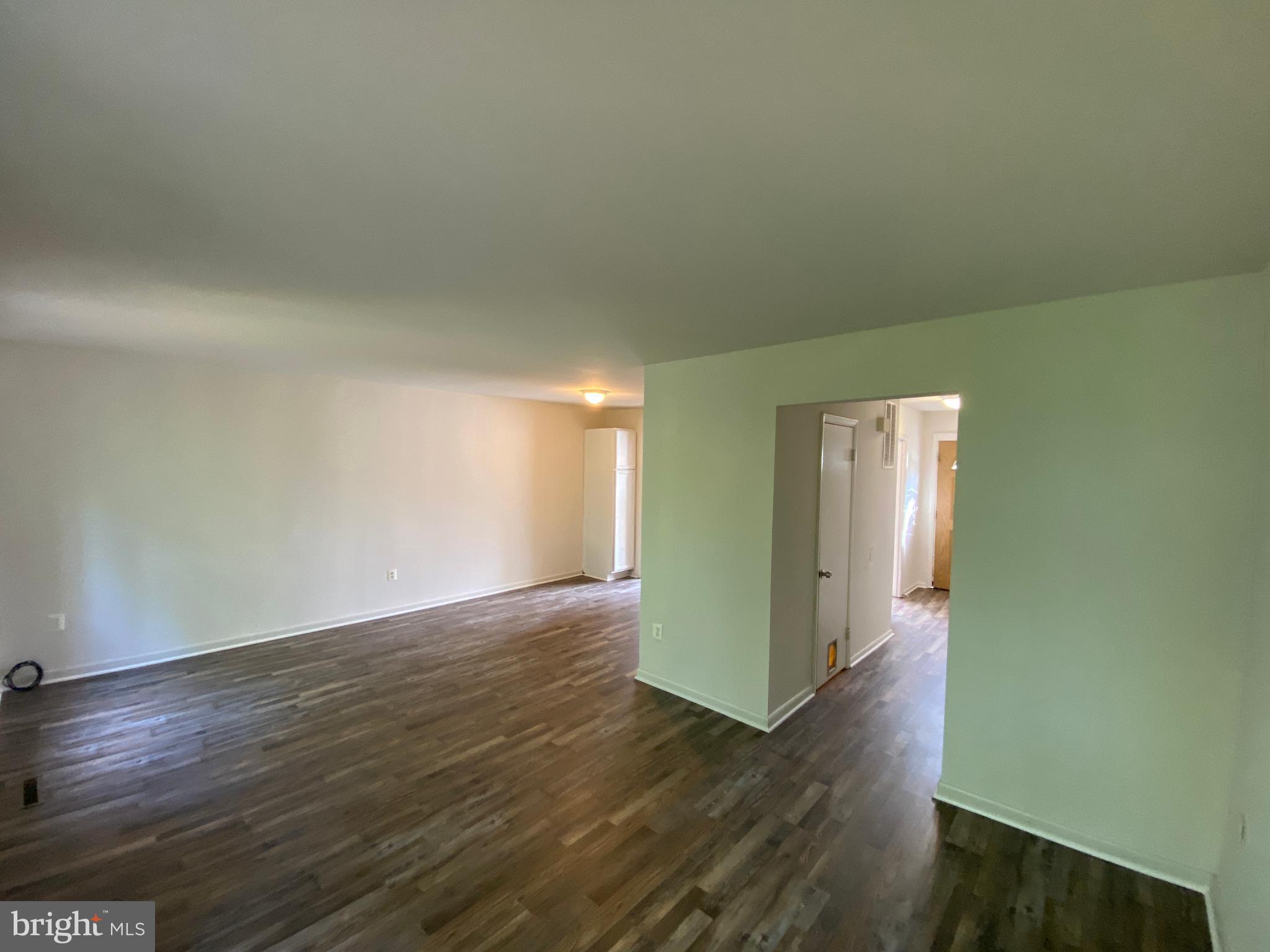 LAFAYETTE VILLAGE - Residential Lease