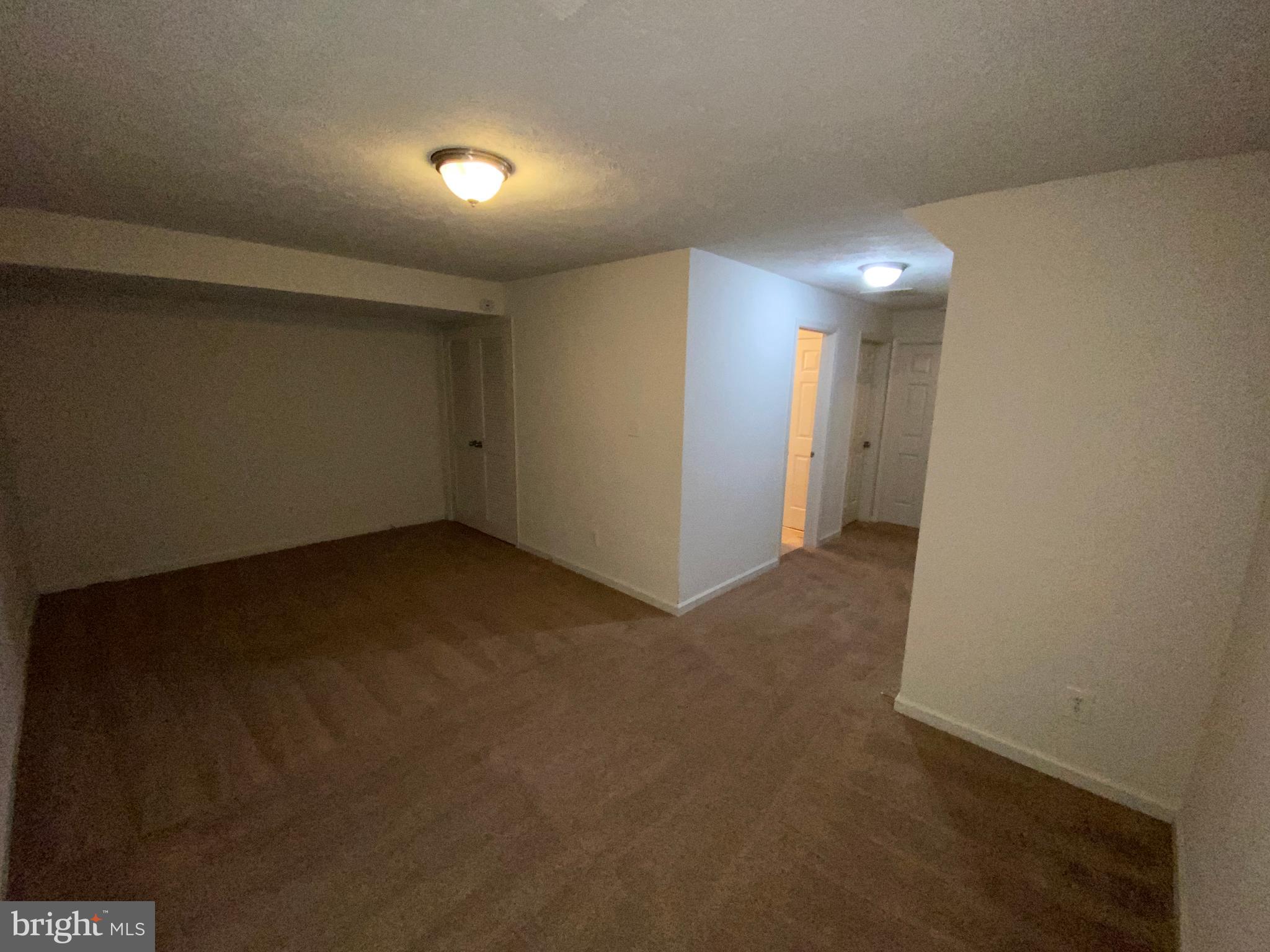 LAFAYETTE VILLAGE - Residential Lease