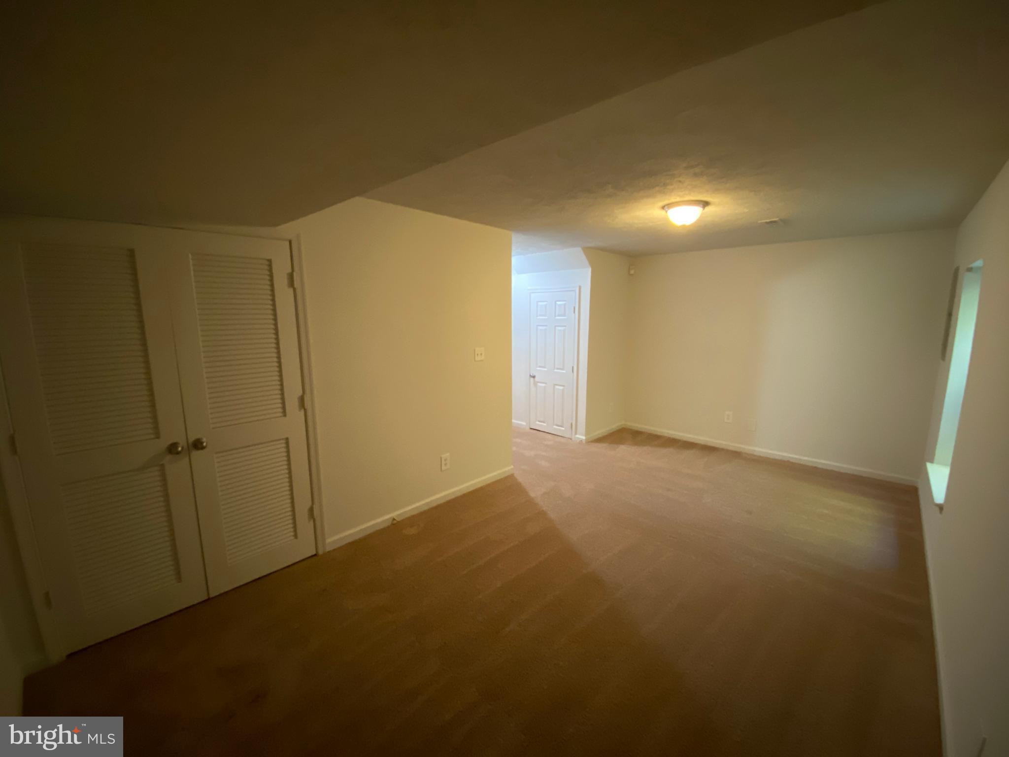 LAFAYETTE VILLAGE - Residential Lease