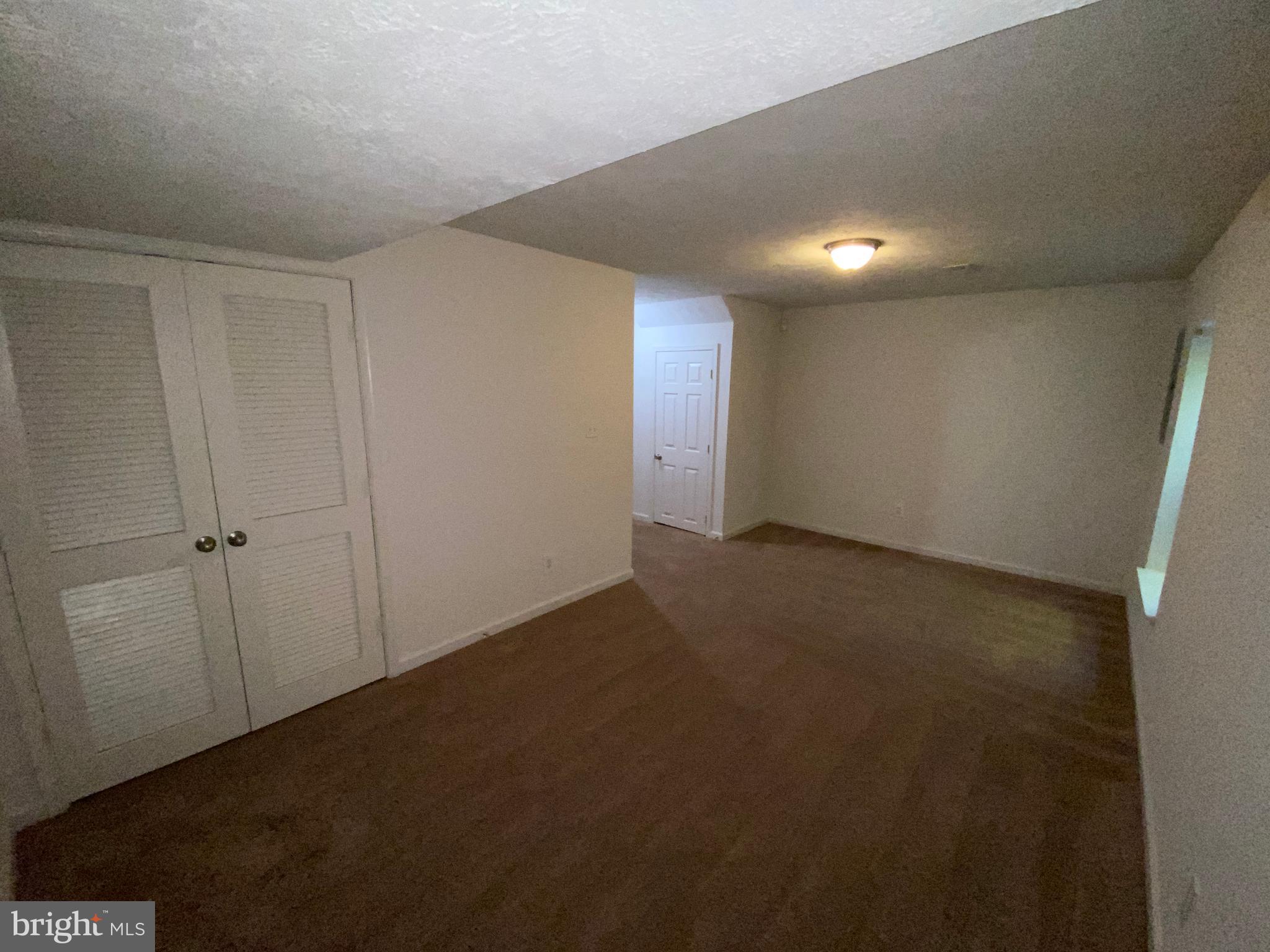 LAFAYETTE VILLAGE - Residential Lease