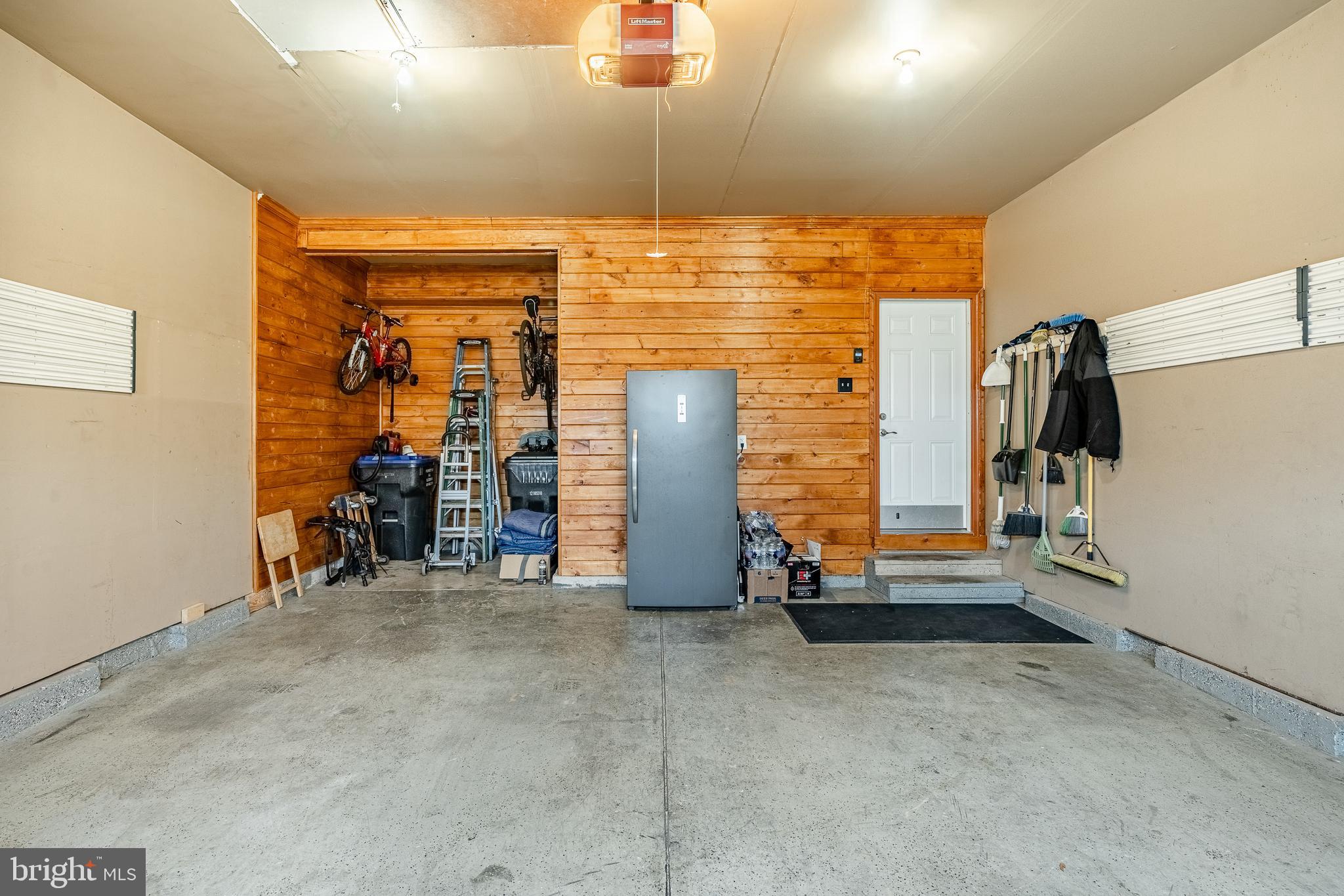 KIMBERTON MEADOWS - Residential