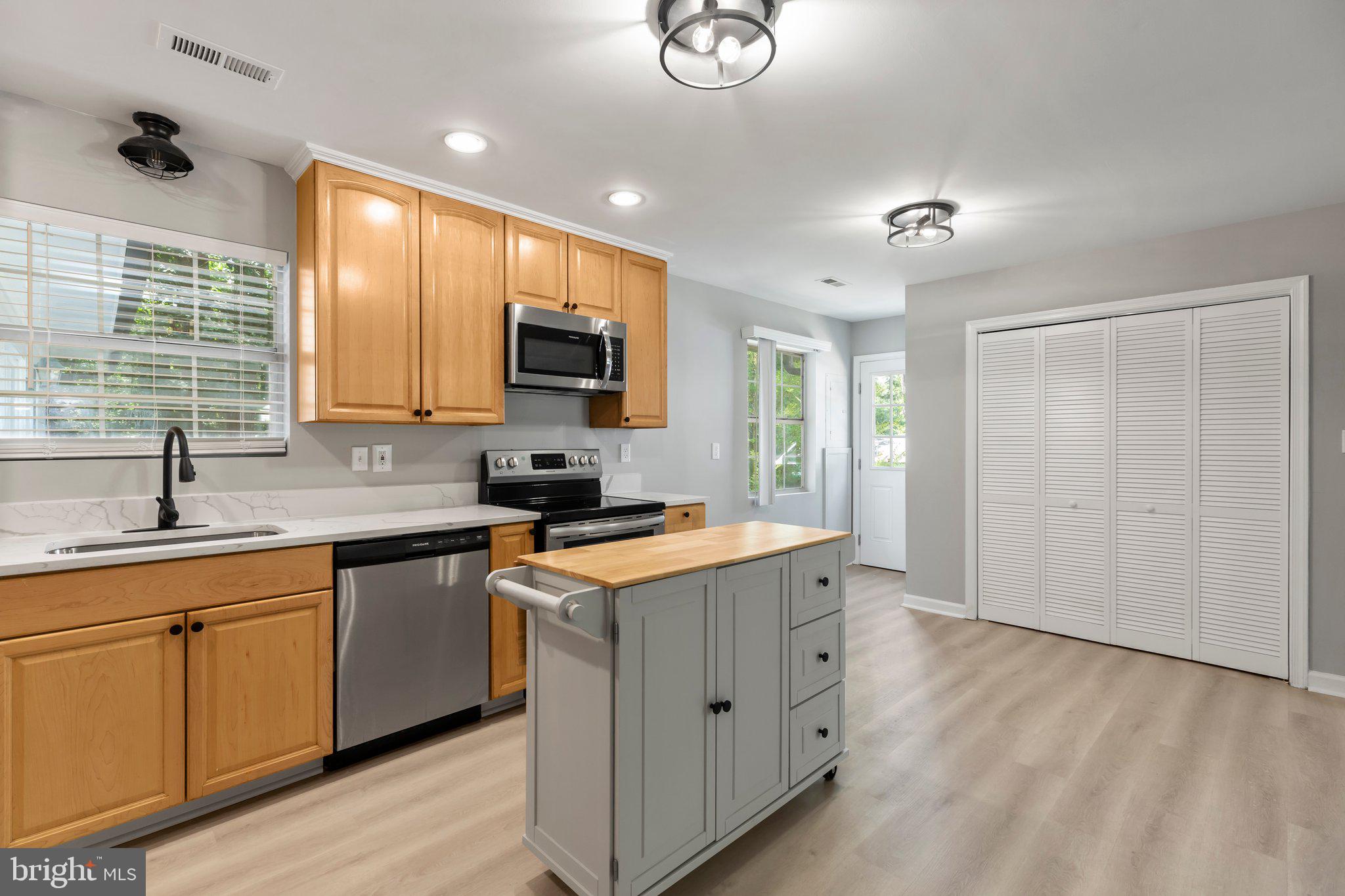 CAMPBELL CREEK VILLAGE - Residential