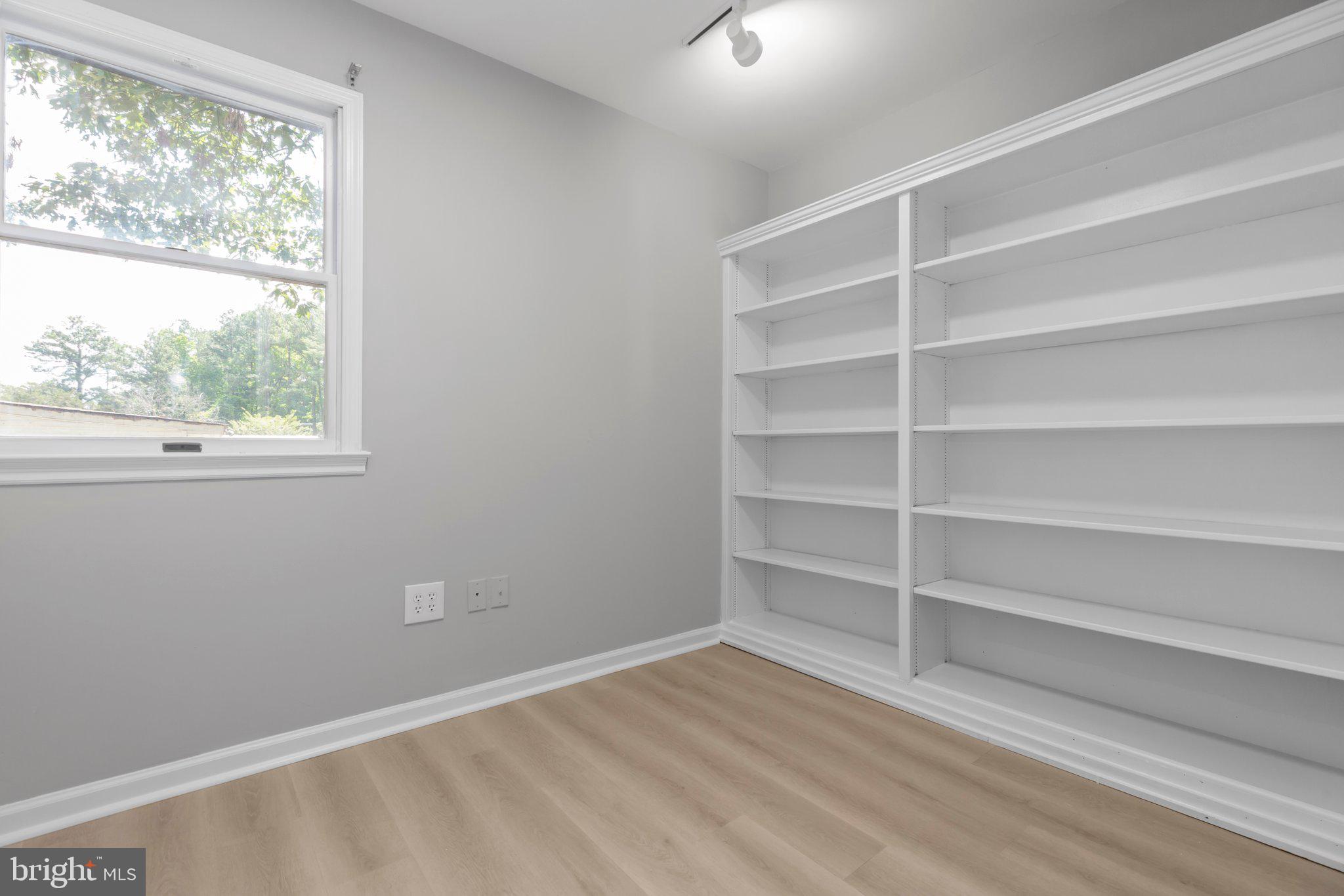 CAMPBELL CREEK VILLAGE - Residential