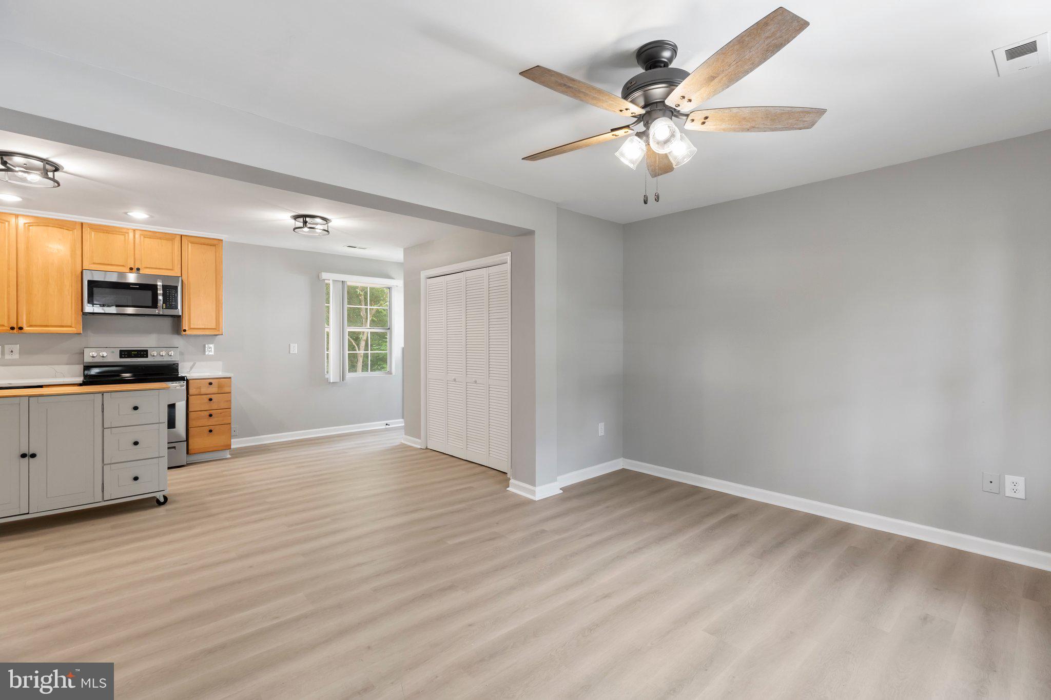 CAMPBELL CREEK VILLAGE - Residential