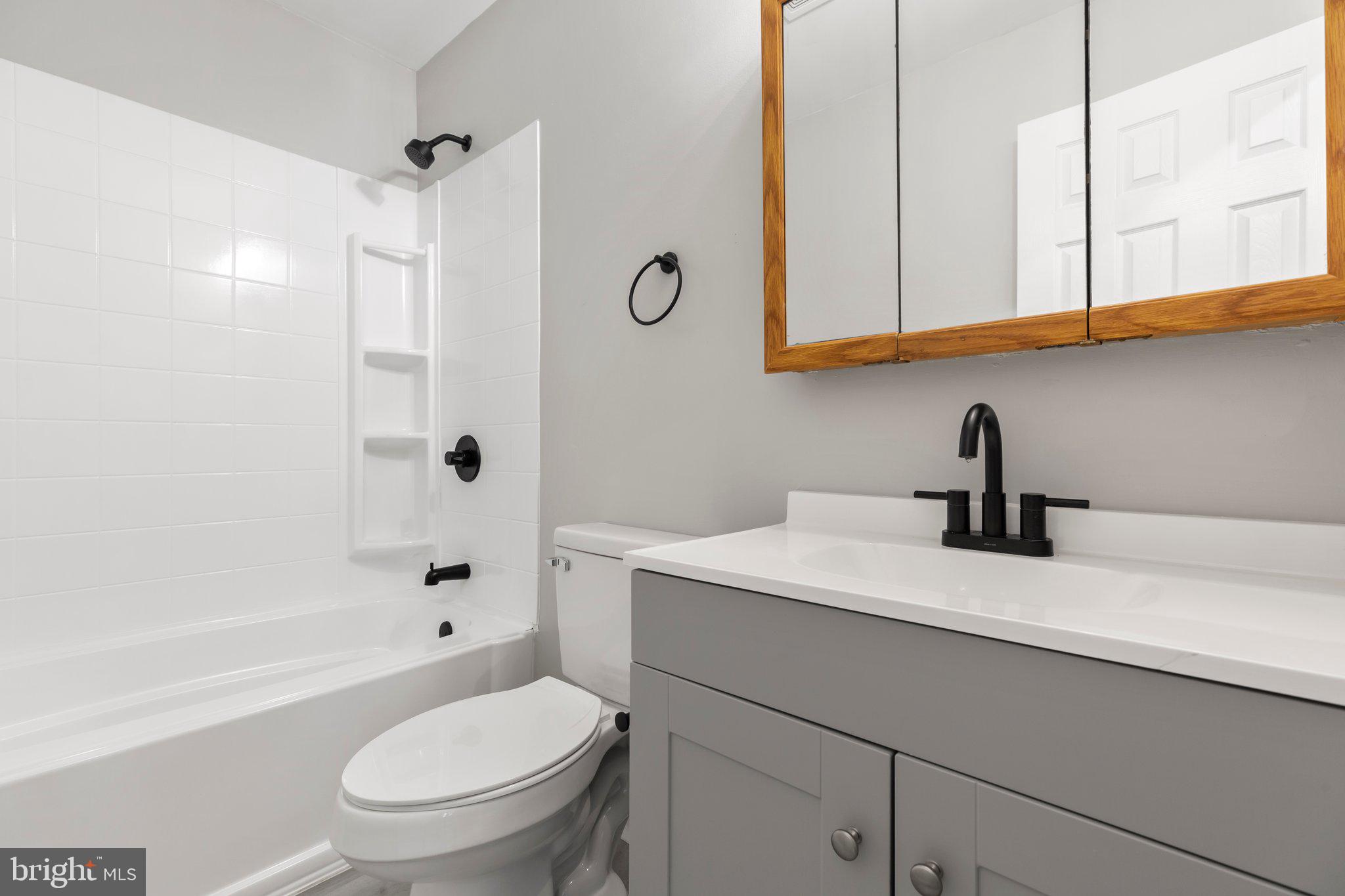 CAMPBELL CREEK VILLAGE - Residential