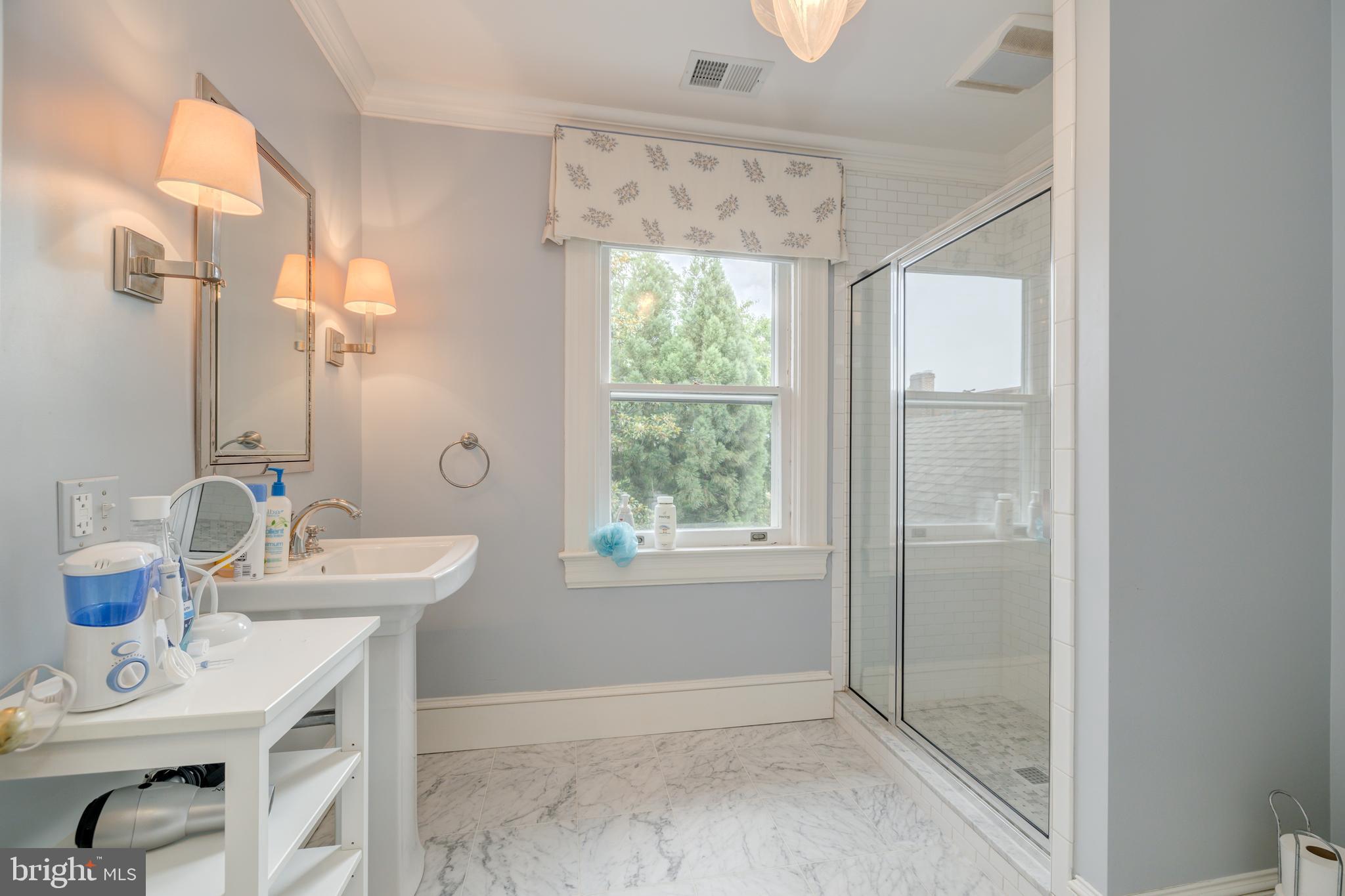 CLEVELAND PARK - Residential