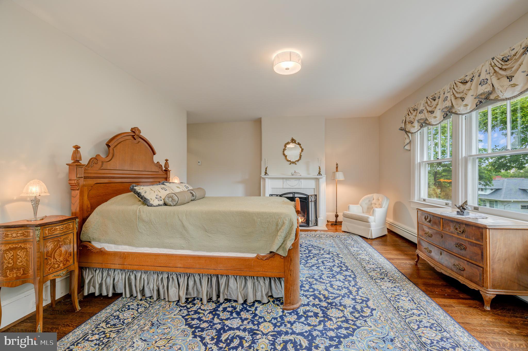 CLEVELAND PARK - Residential