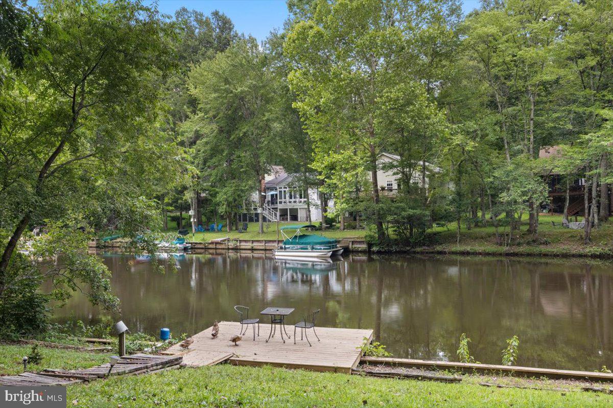 LAKE OF THE WOODS - Residential Lease