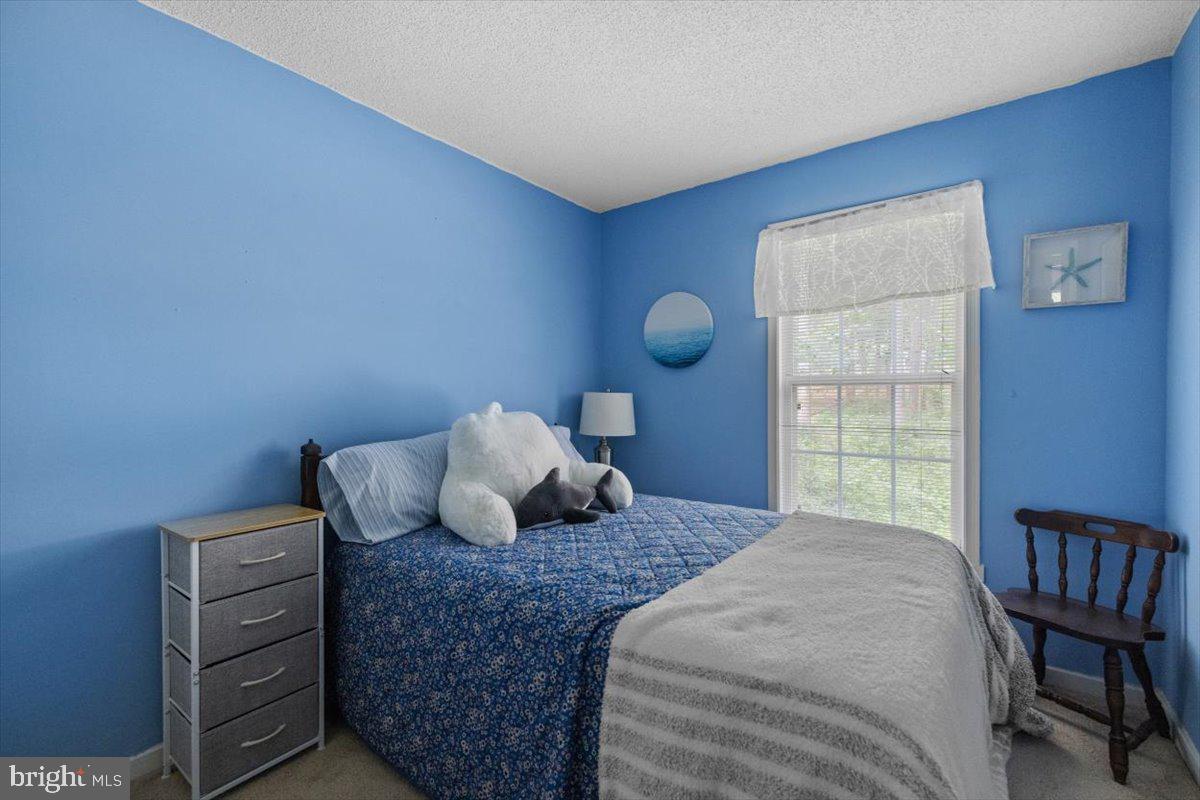 LAKE OF THE WOODS - Residential Lease