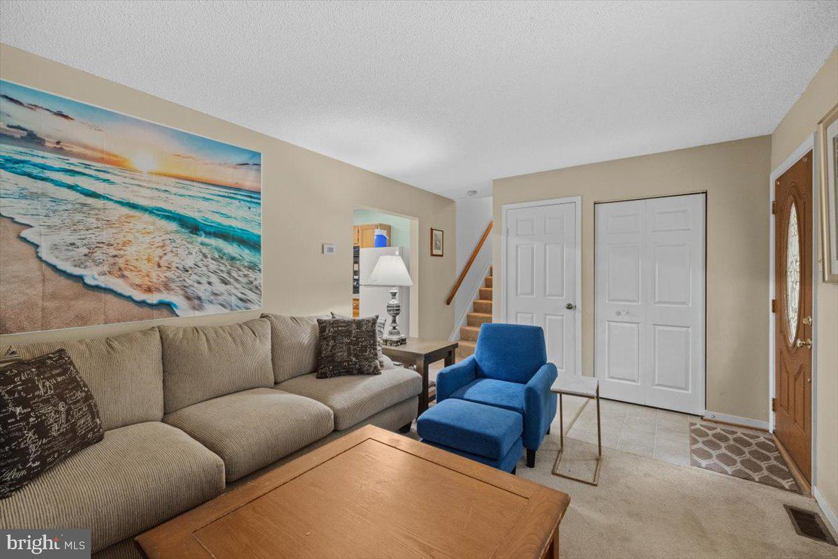 LAKE OF THE WOODS - Residential Lease