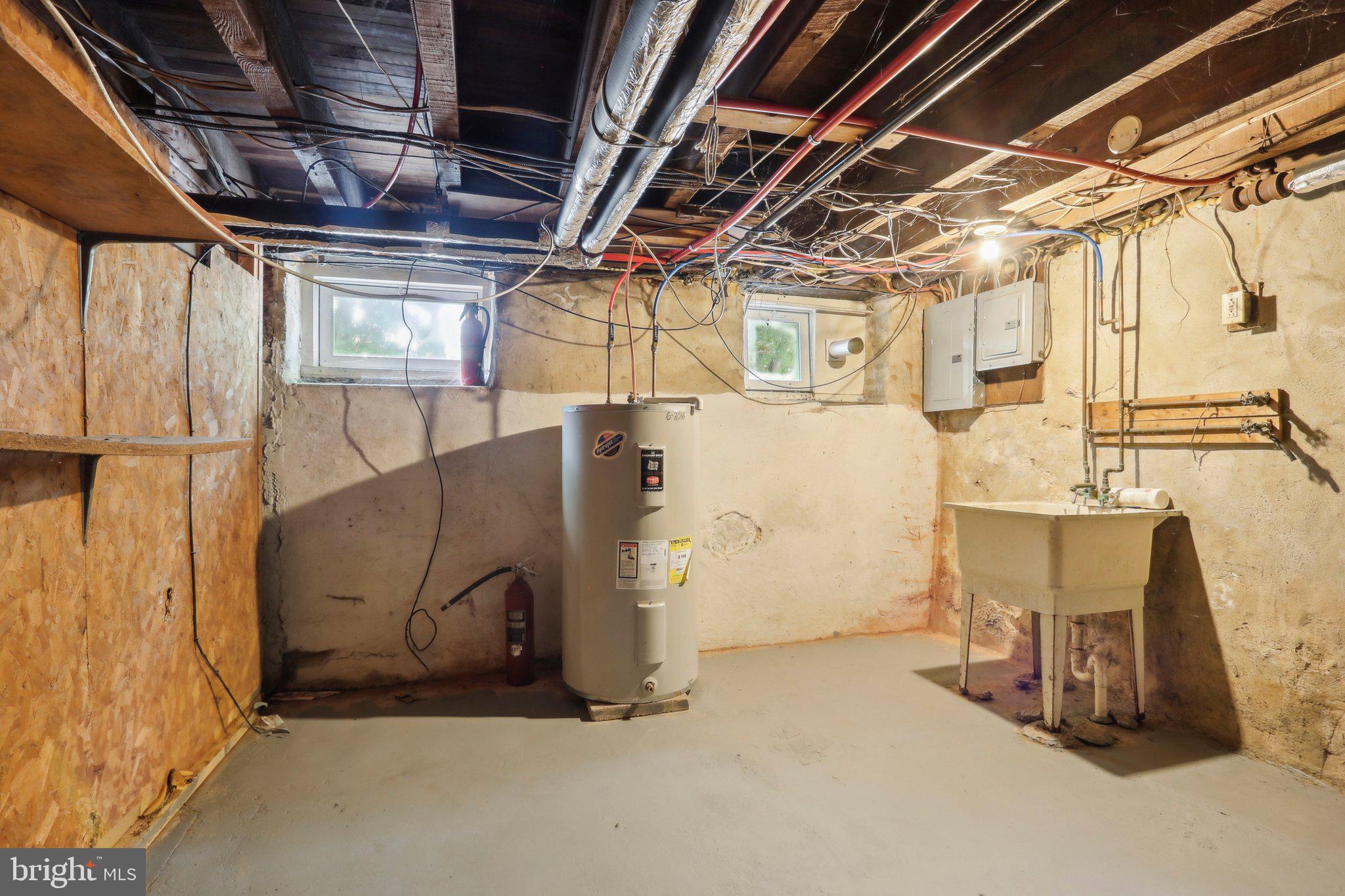 NORRISTOWN - Residential Income