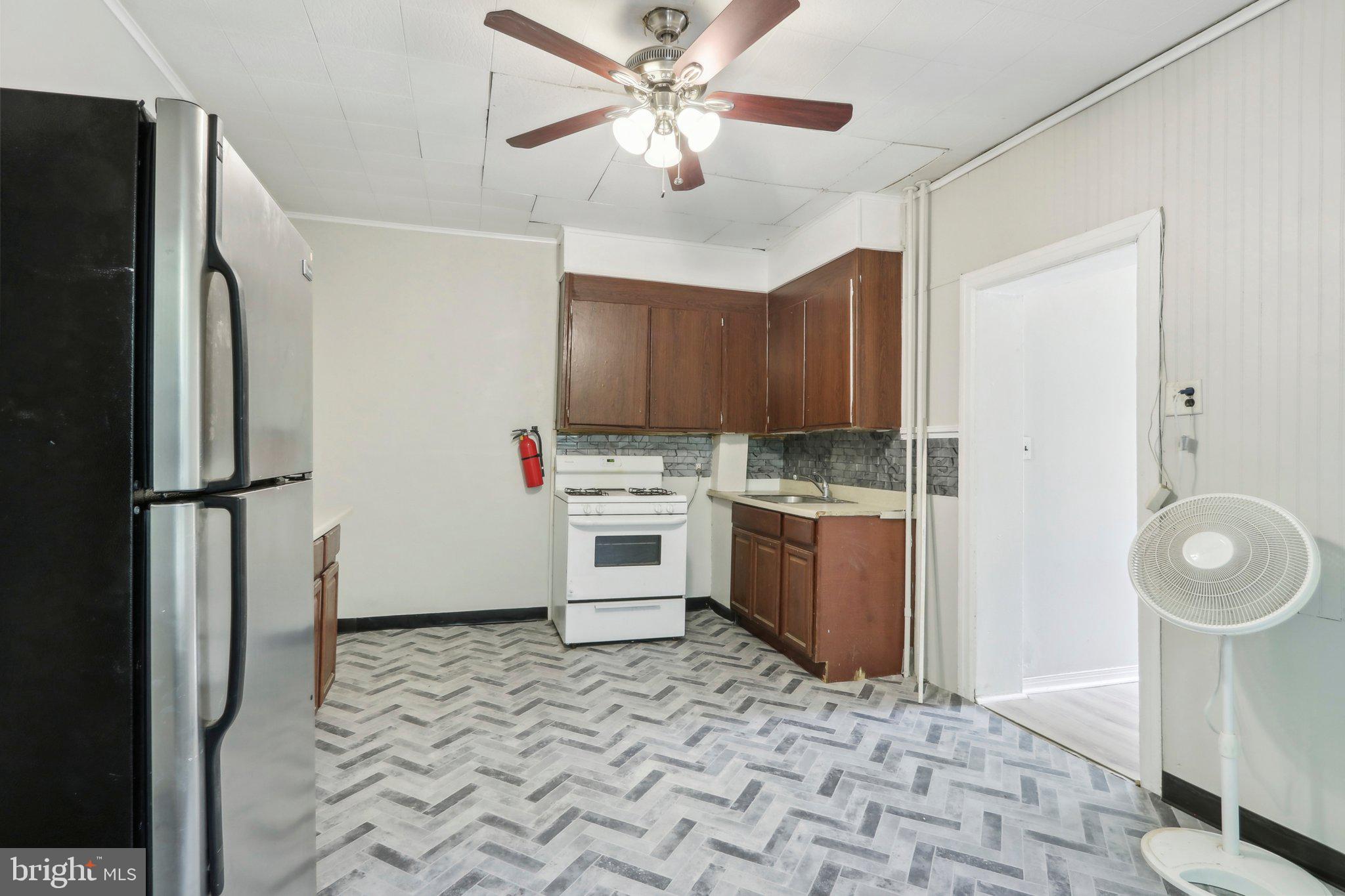 NORRISTOWN - Residential Income