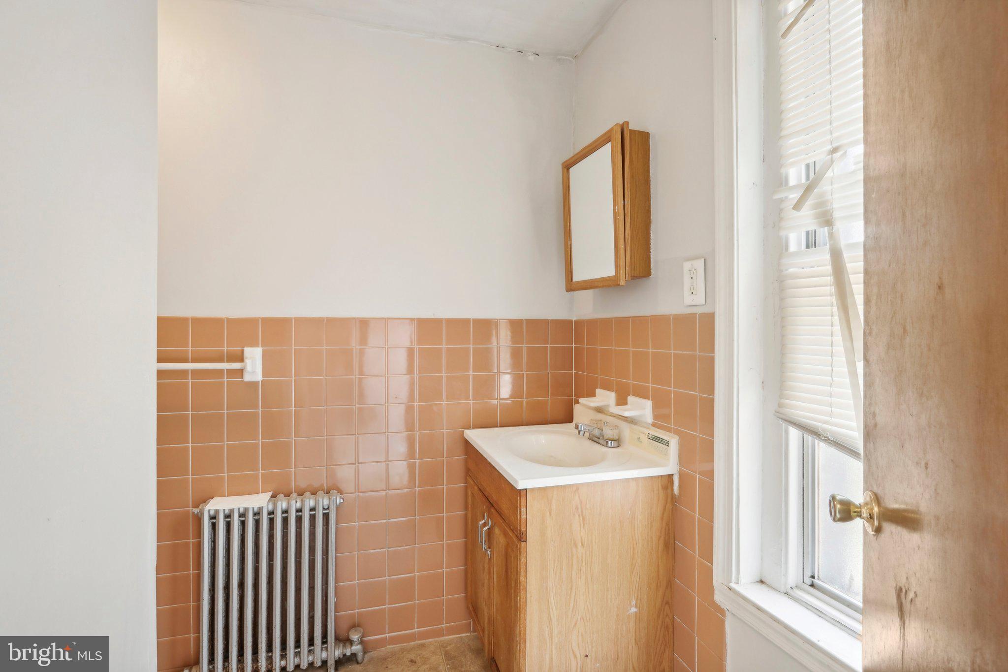 NORRISTOWN - Residential Income