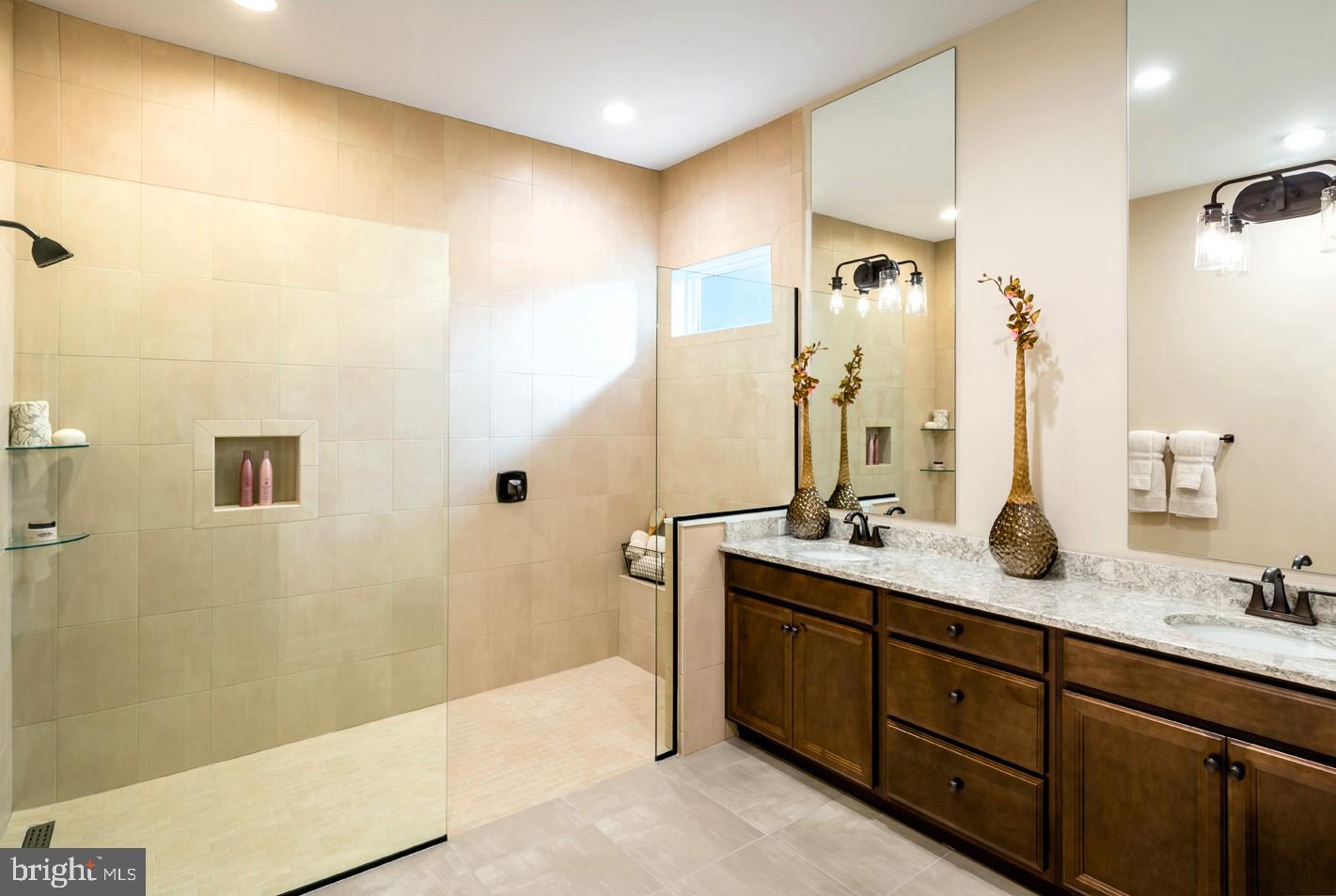 NOBLES POND - Residential