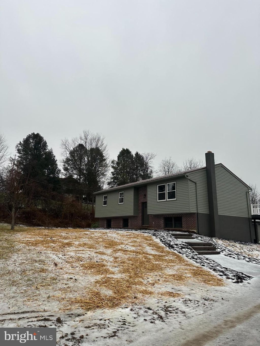 Photo of 606 S Crawford Road, HUMMELSTOWN, PA 17036 (MLS # PADA2052240)