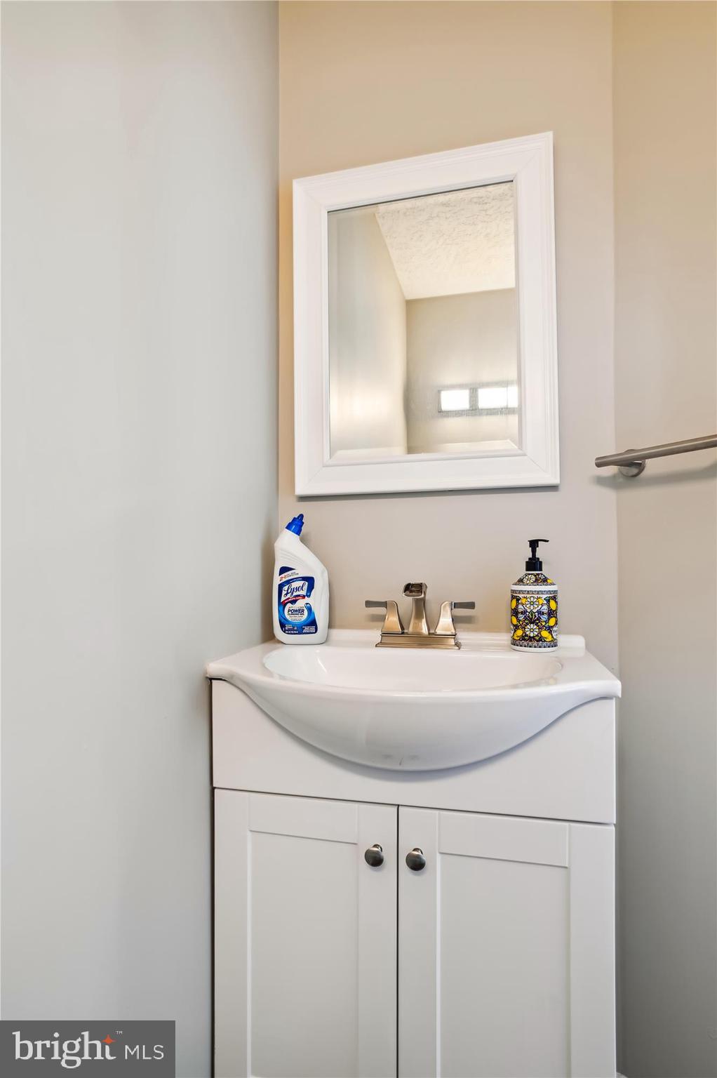 VILLAGE OF SILVER HALL - Residential