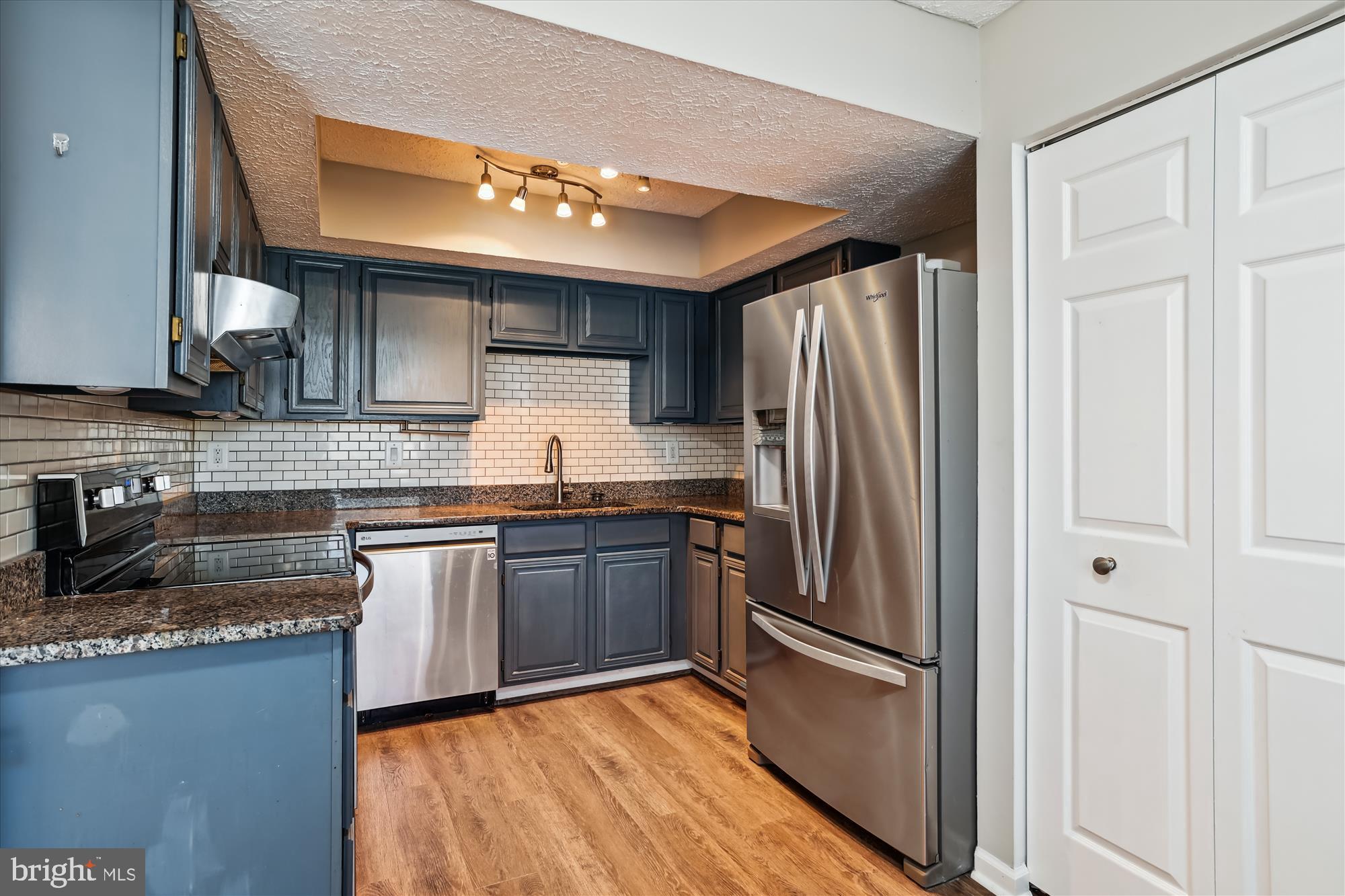 VILLAGE OF SILVER HALL - Residential