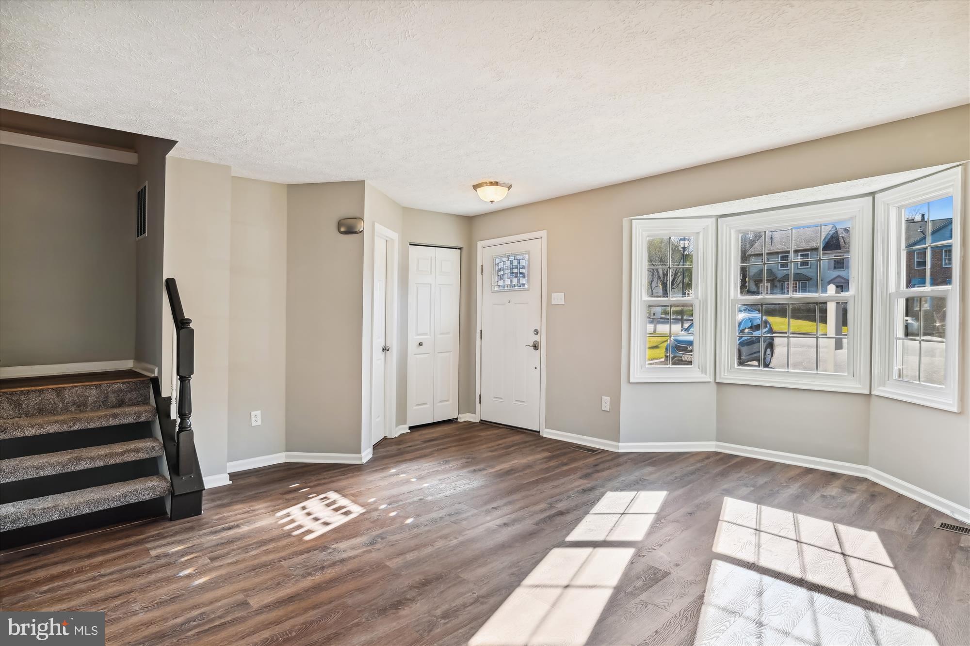 VILLAGE OF SILVER HALL - Residential