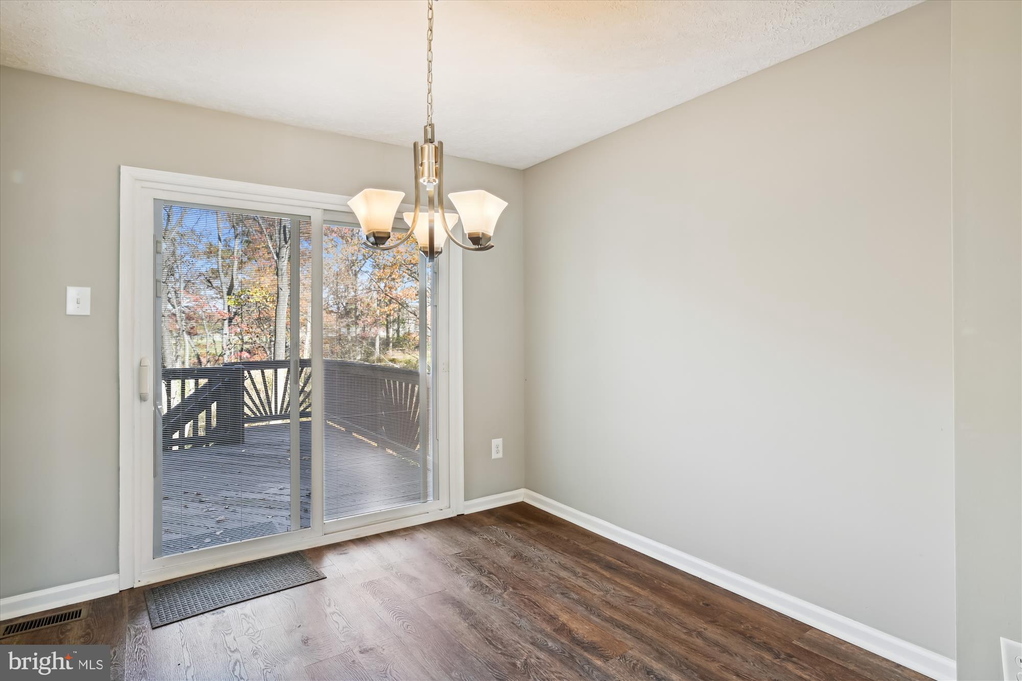 VILLAGE OF SILVER HALL - Residential