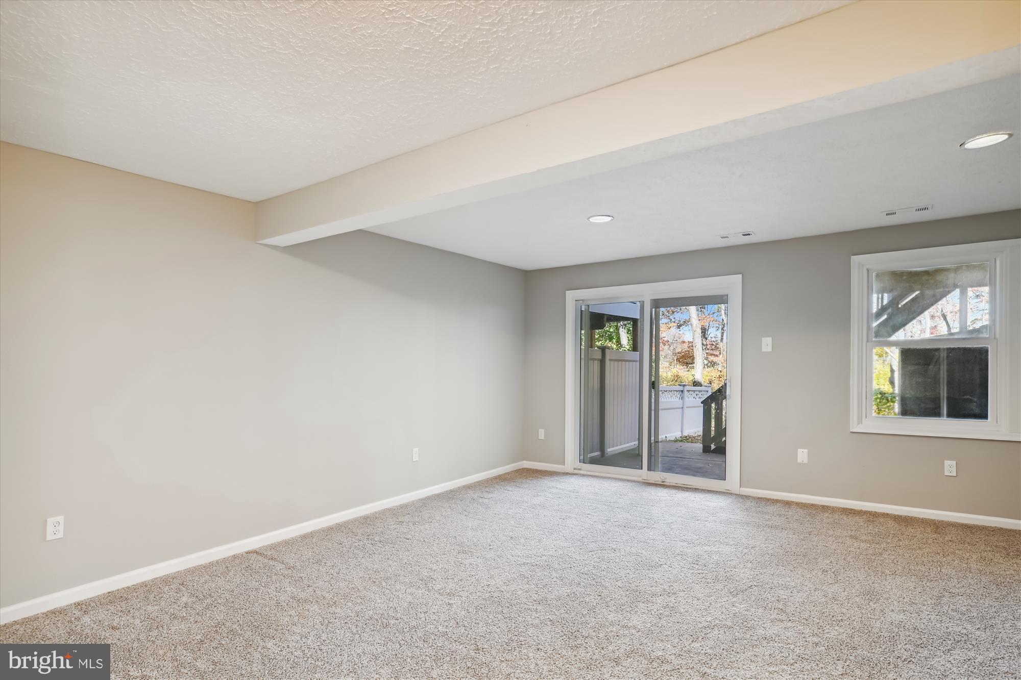 VILLAGE OF SILVER HALL - Residential