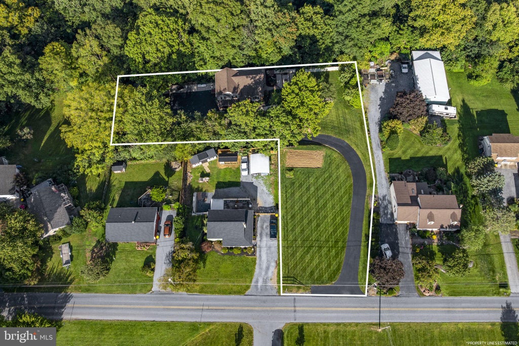 Photo of 115 Skyview Lane, LITITZ, PA 17543 (MLS # PALA2096016)