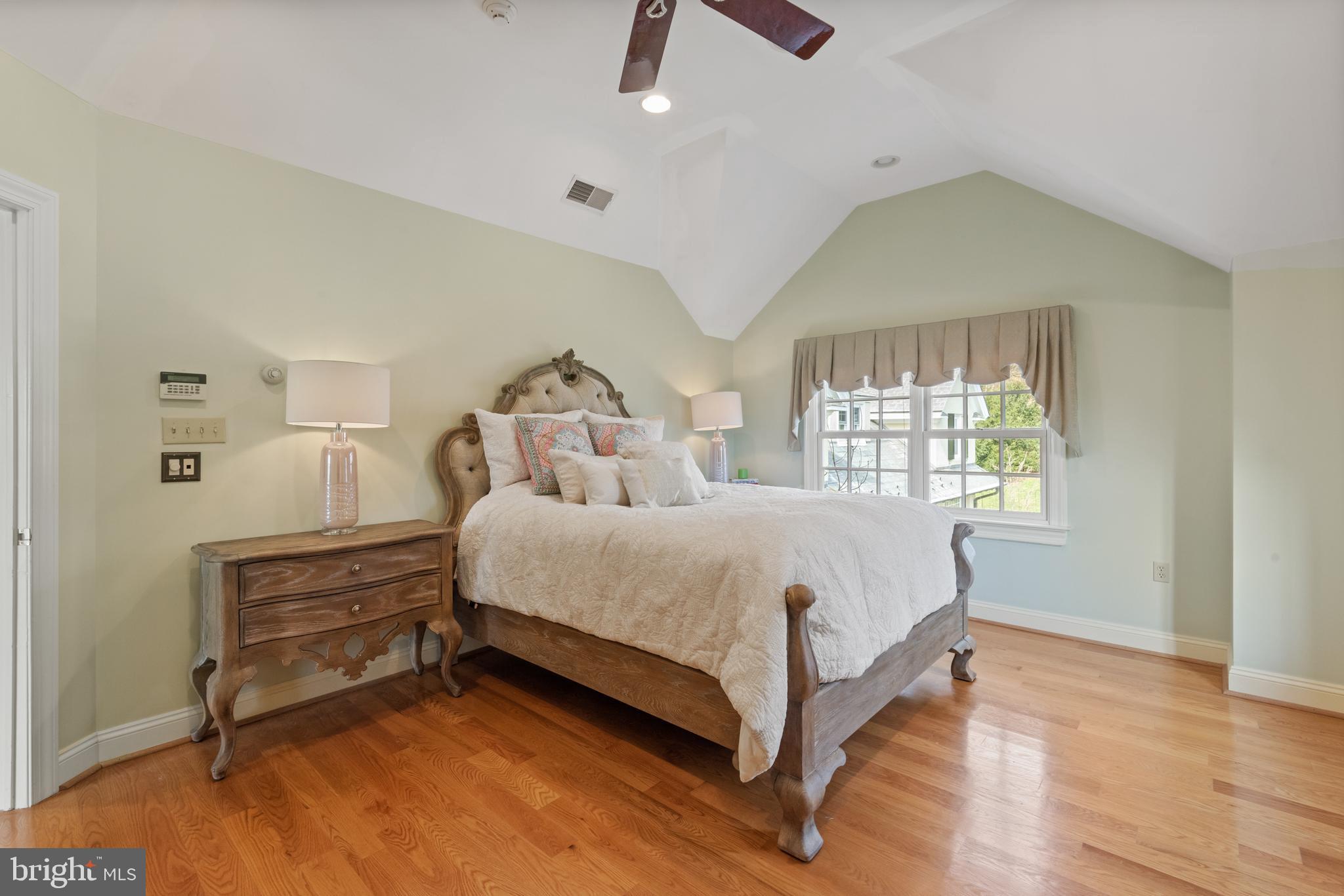 TARLETON ESTATES - Residential