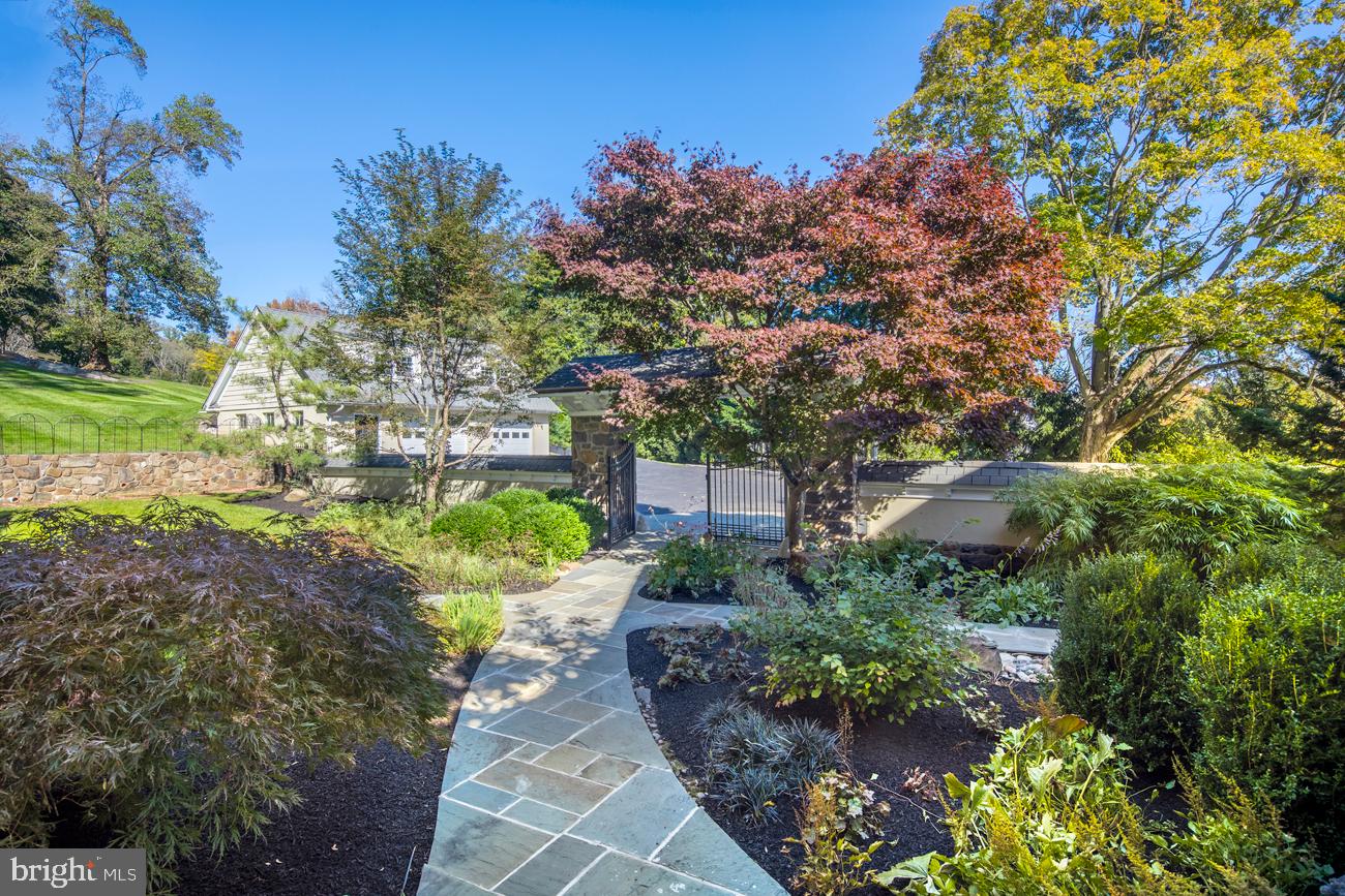 TARLETON ESTATES - Residential