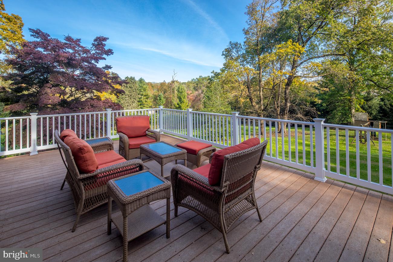 TARLETON ESTATES - Residential