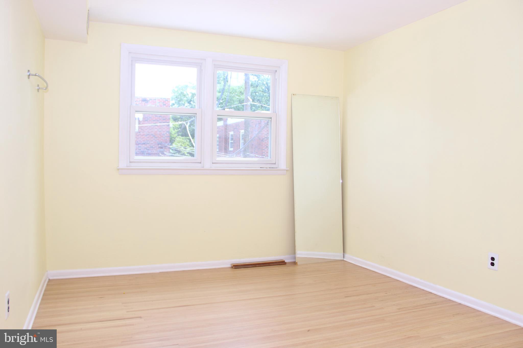 ROXBOROUGH - Residential Lease