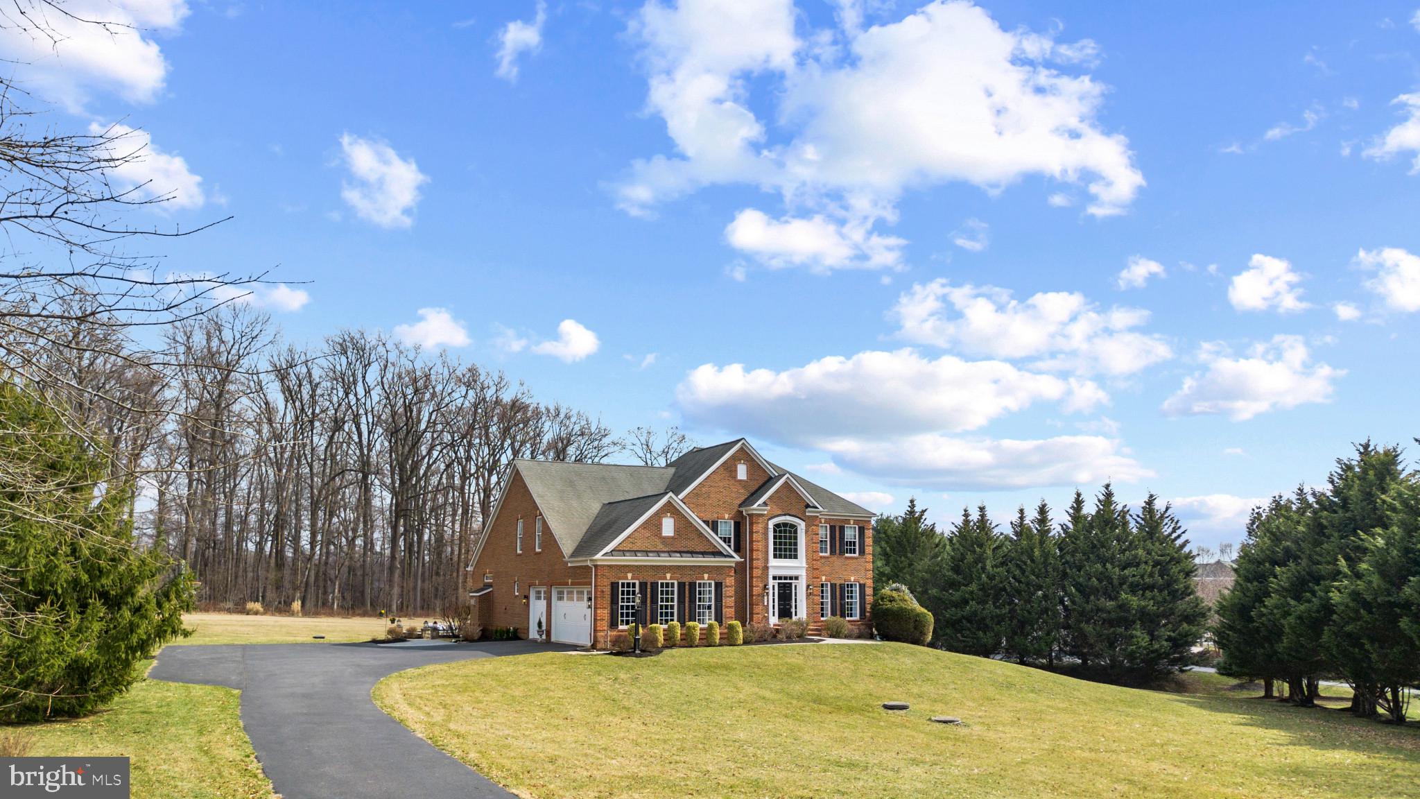 908 MONAGHAN COURT