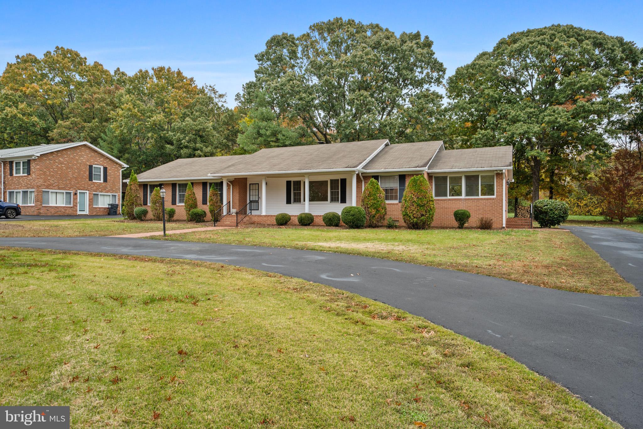 SOCIETY HILL - Residential Lease