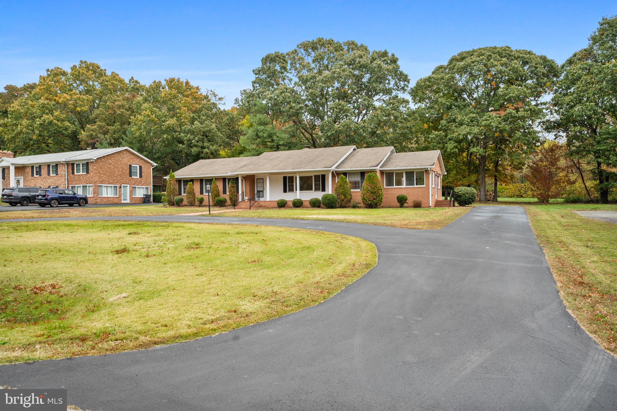 SOCIETY HILL - Residential Lease