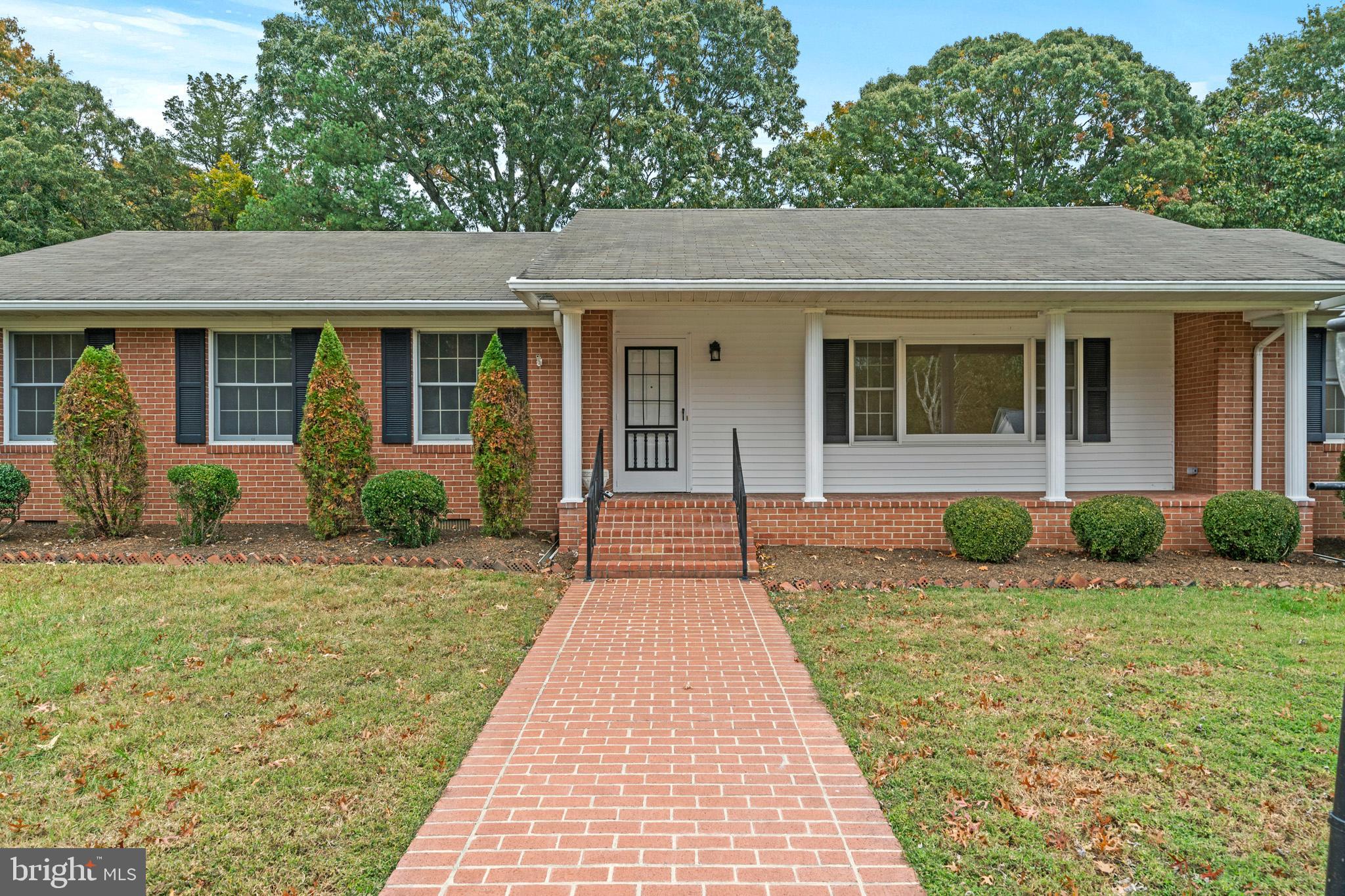 SOCIETY HILL - Residential Lease